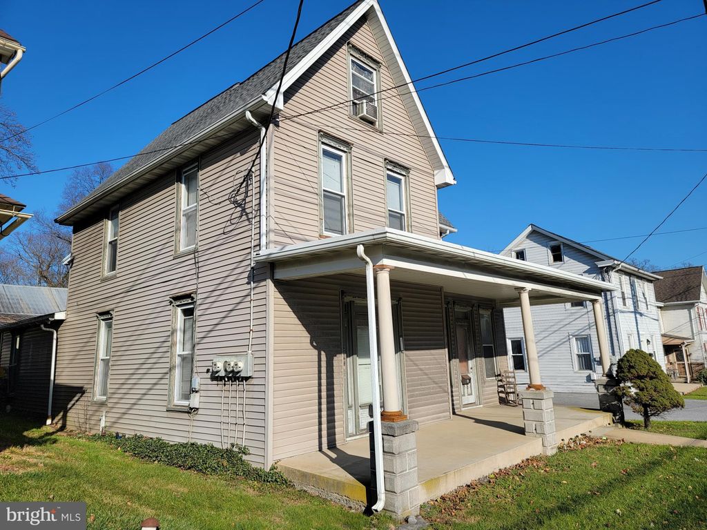 Photo of 2023-2025 MAIN ST, LITITZ, PA 17543 (MLS # PALA2028700)
