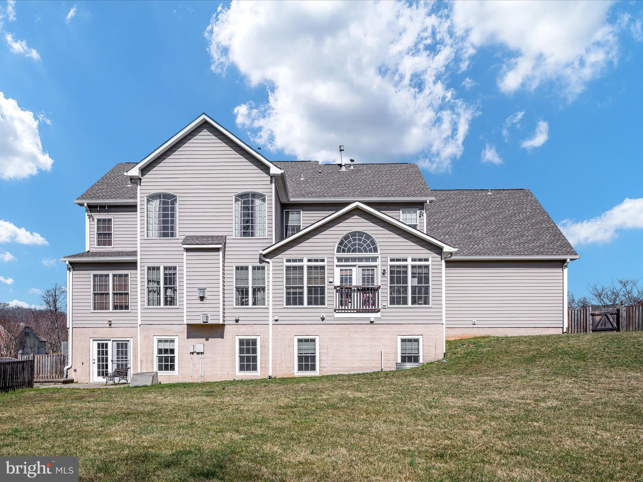 CEDAR CREST - Residential