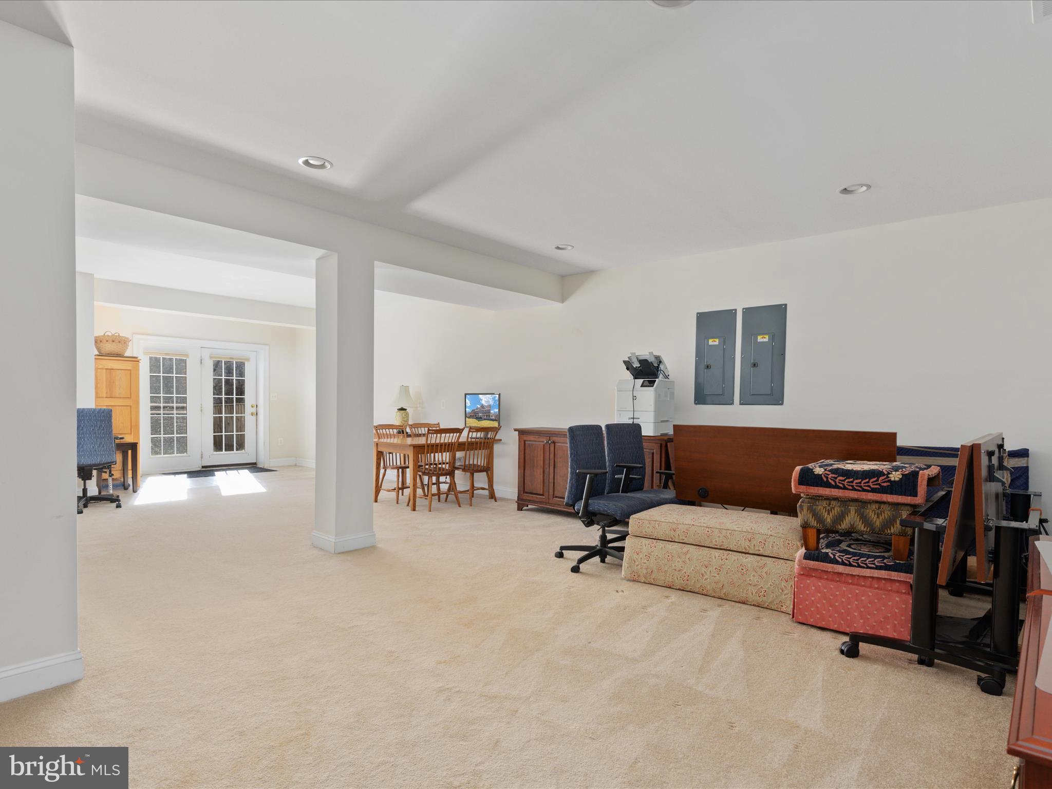 CEDAR CREST - Residential