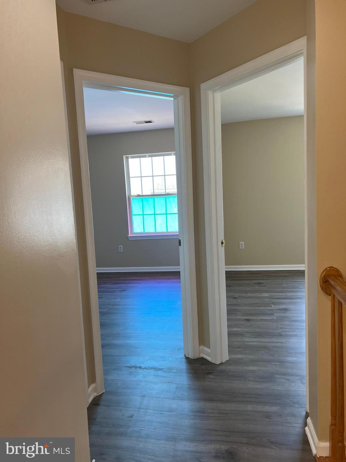 CENTRE VILLAGE - Residential Lease