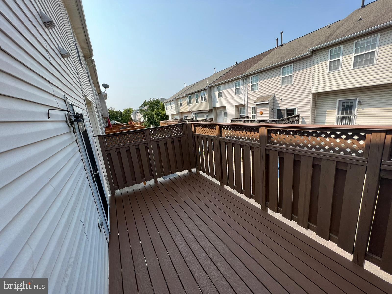 CENTRE VILLAGE - Residential Lease