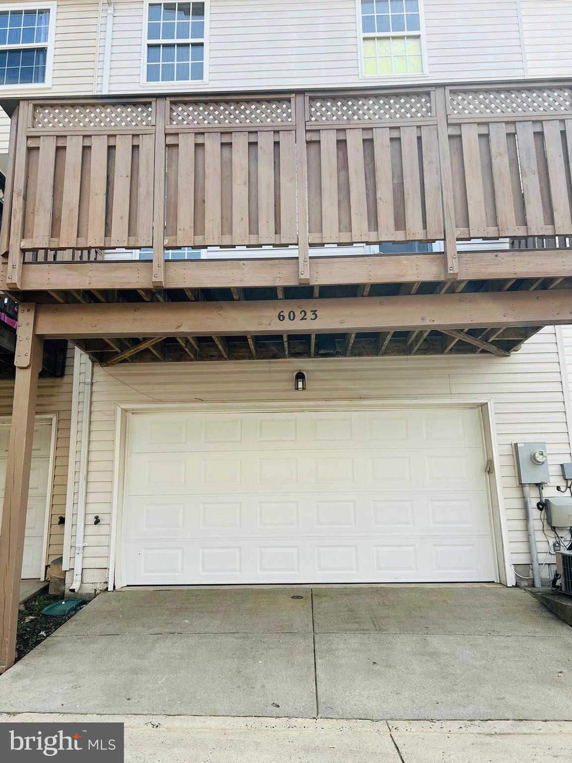 CENTRE VILLAGE - Residential Lease