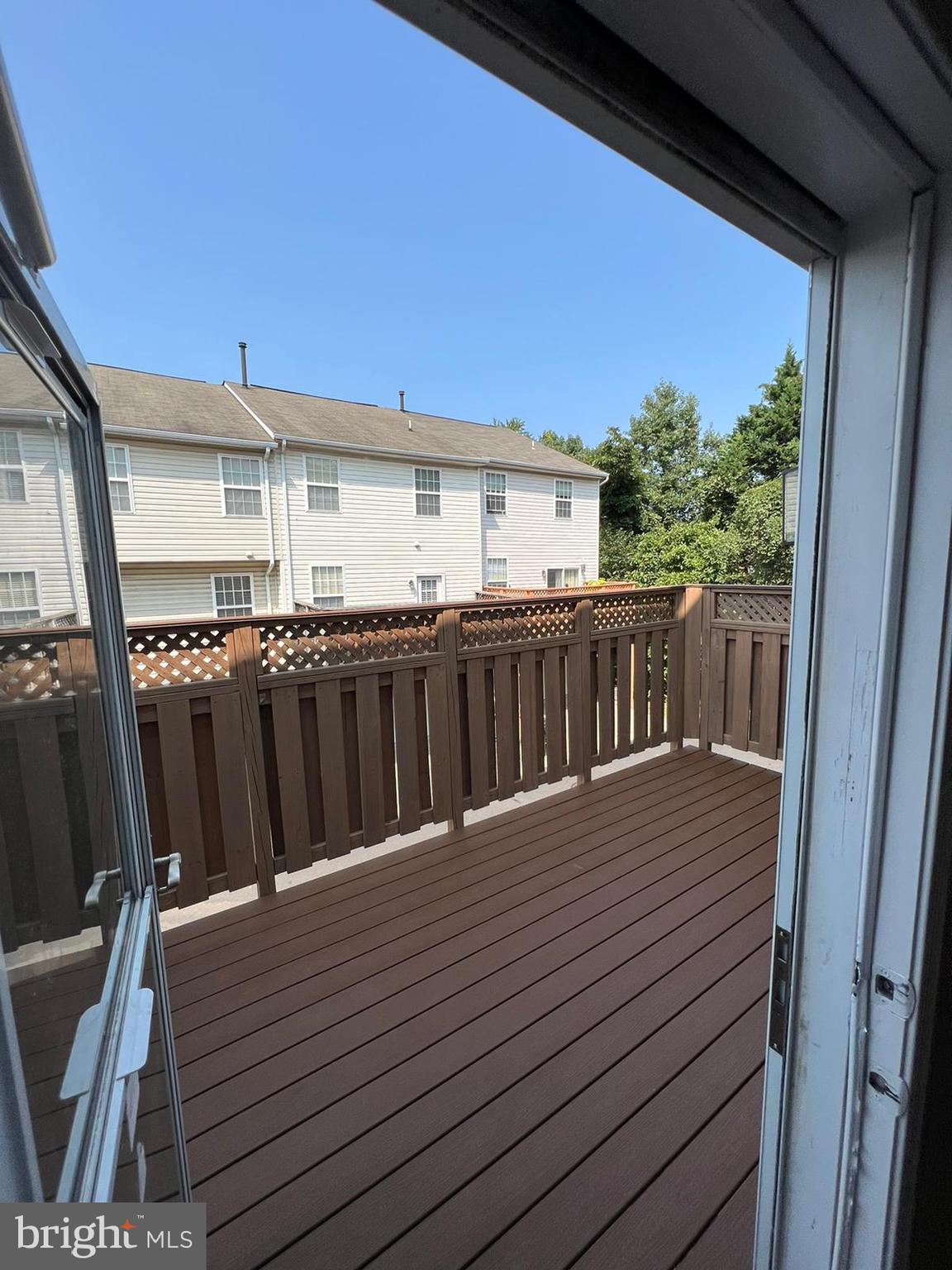 CENTRE VILLAGE - Residential Lease