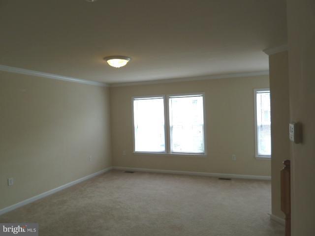 COUNTY GREEN - Residential Lease