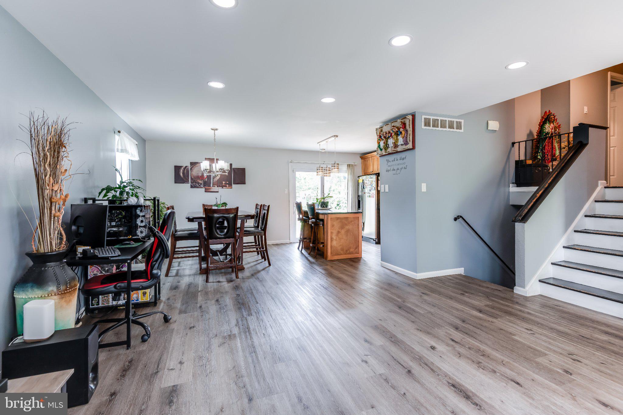 144 OAK PINES BOULEVARD