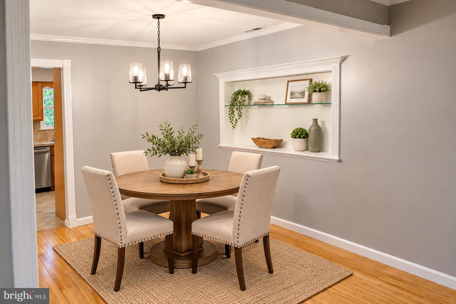 4 SPRUCE COURT