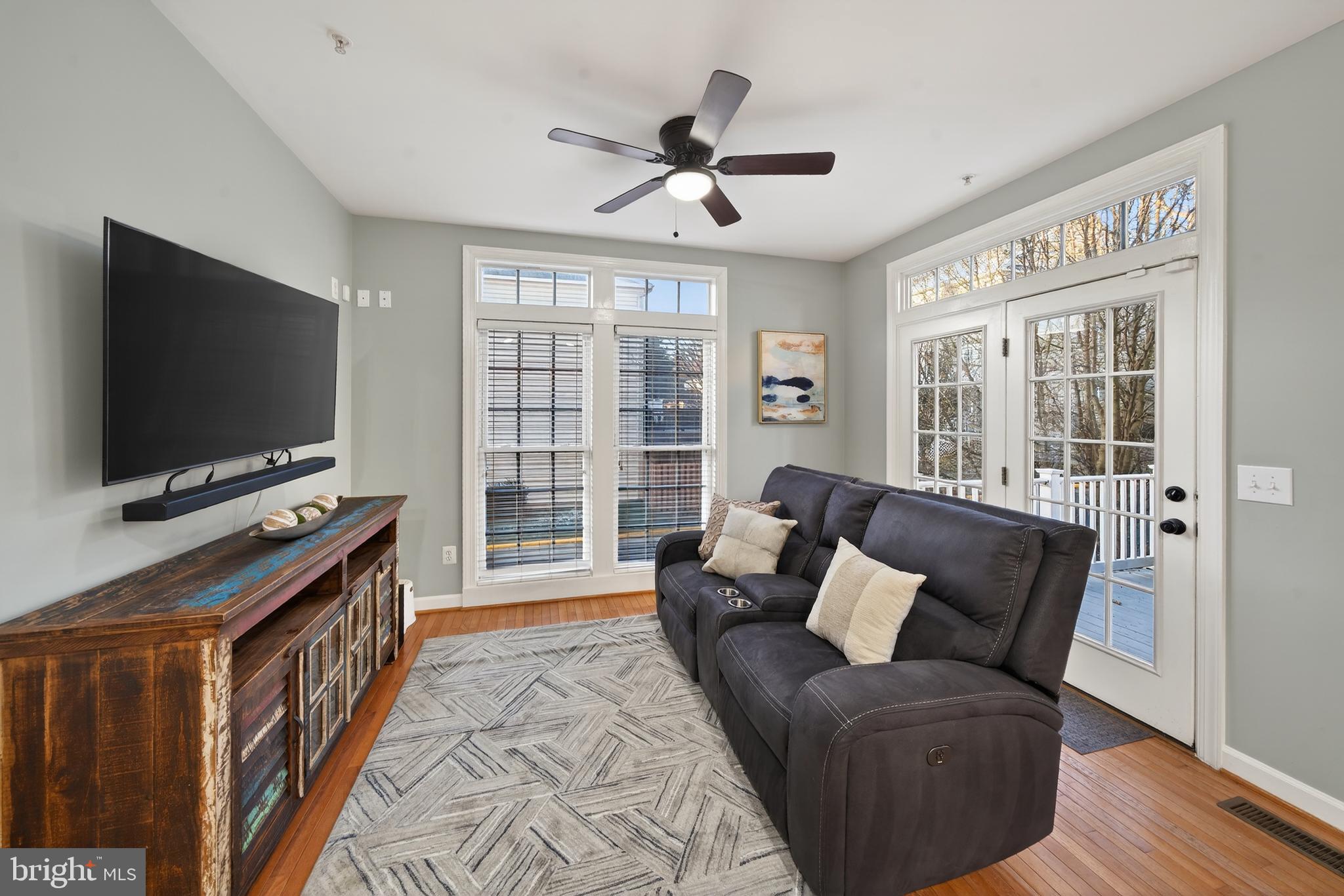 LORTON STATION SOUTH - Residential