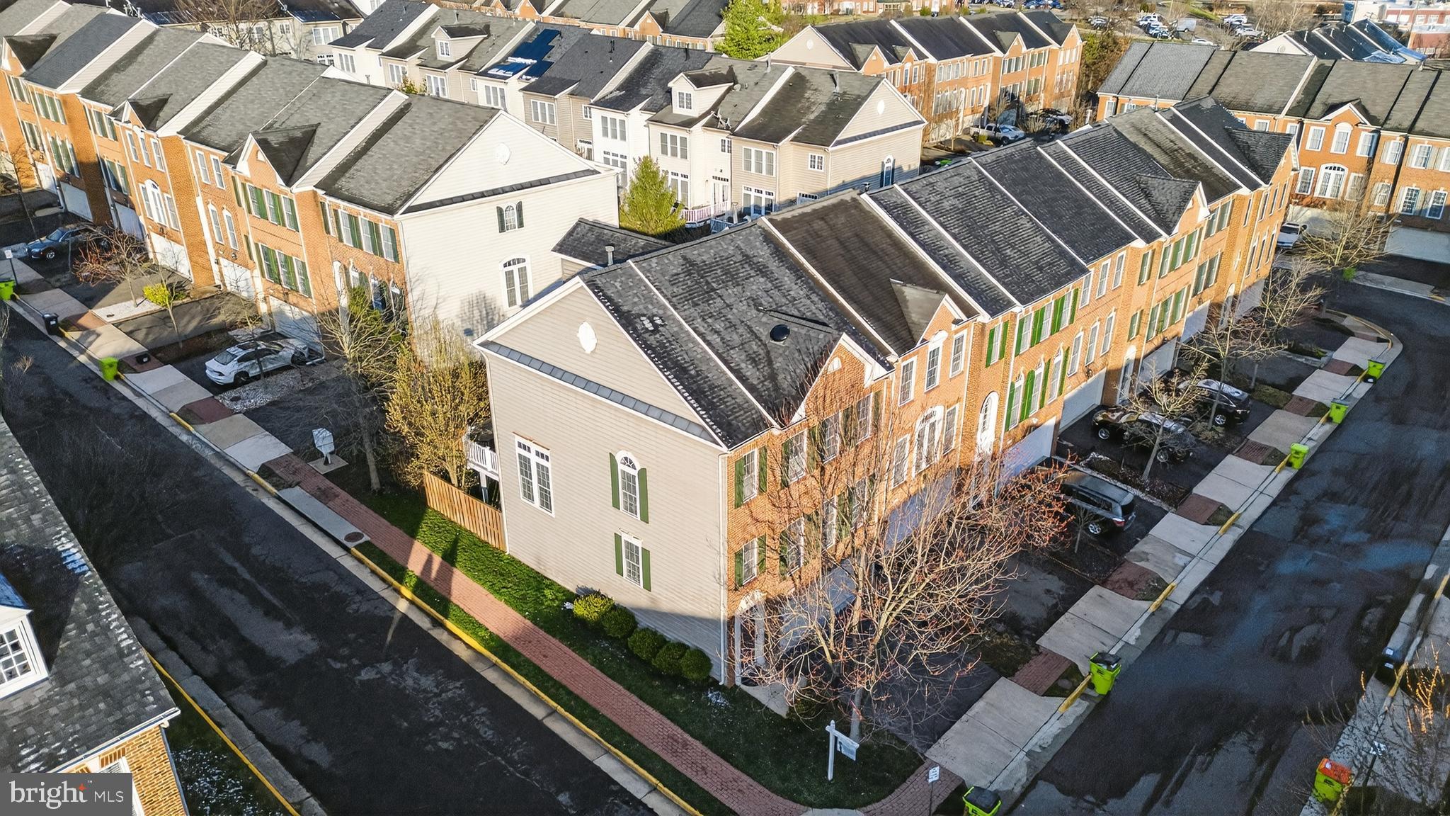 LORTON STATION SOUTH - Residential