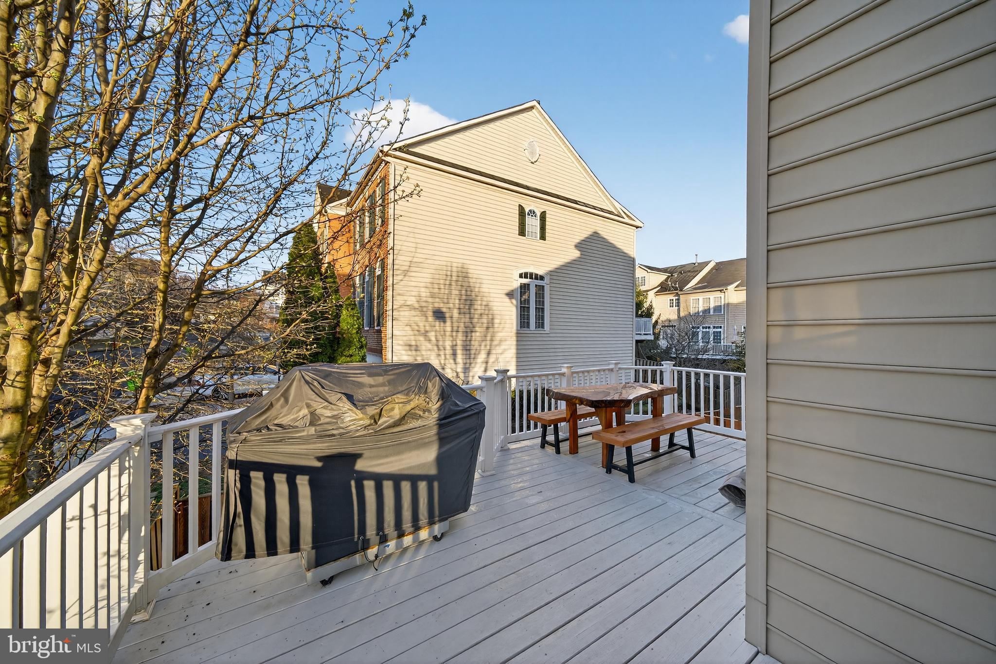 LORTON STATION SOUTH - Residential