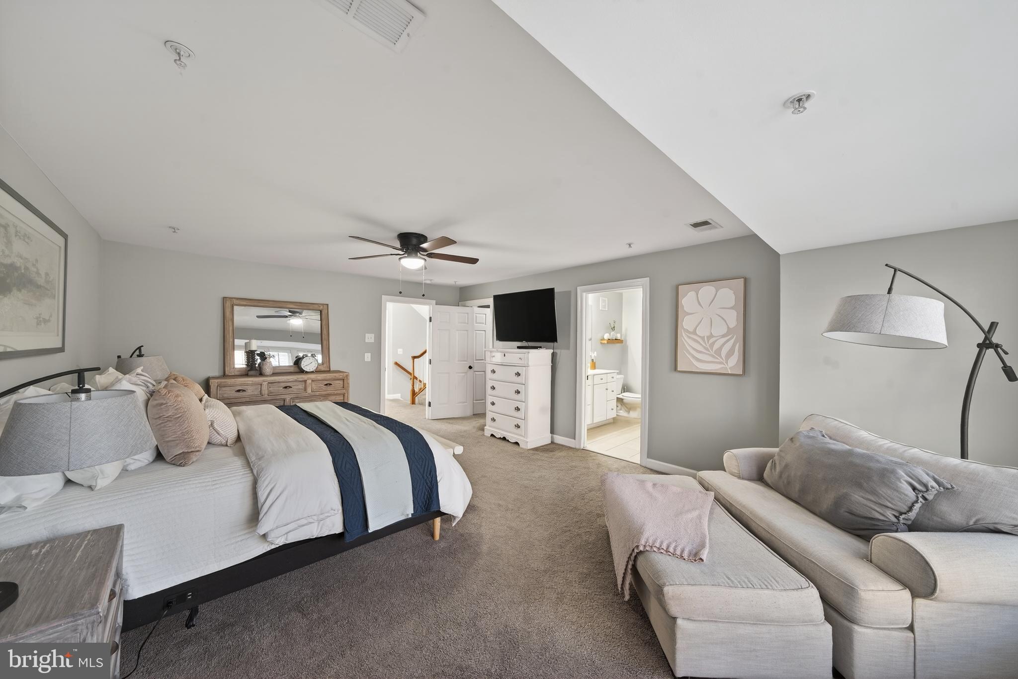 LORTON STATION SOUTH - Residential