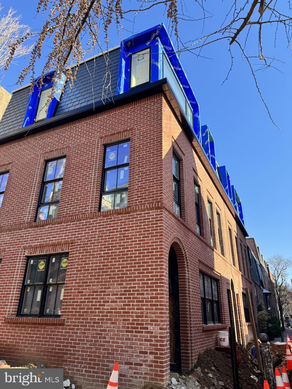 WASHINGTON SQ WEST - Residential