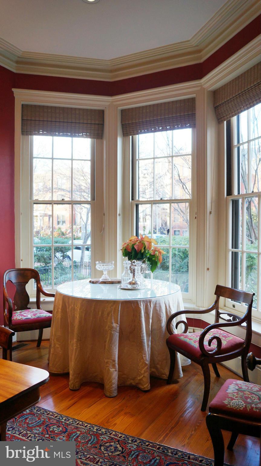 CAPITOL HILL - Residential