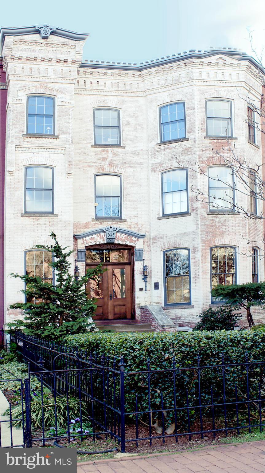 CAPITOL HILL - Residential
