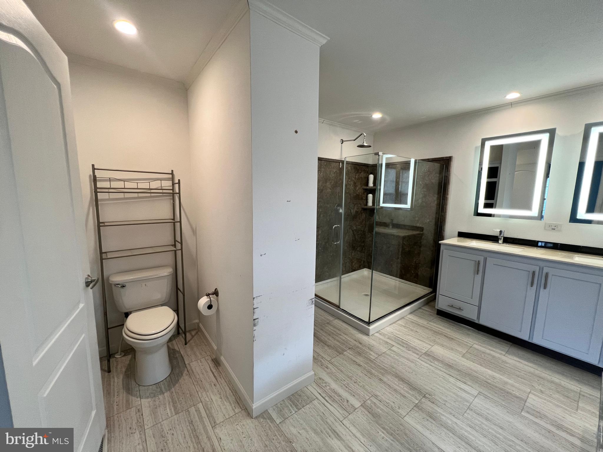 BOONE'S MOBILE ESTATES - Residential