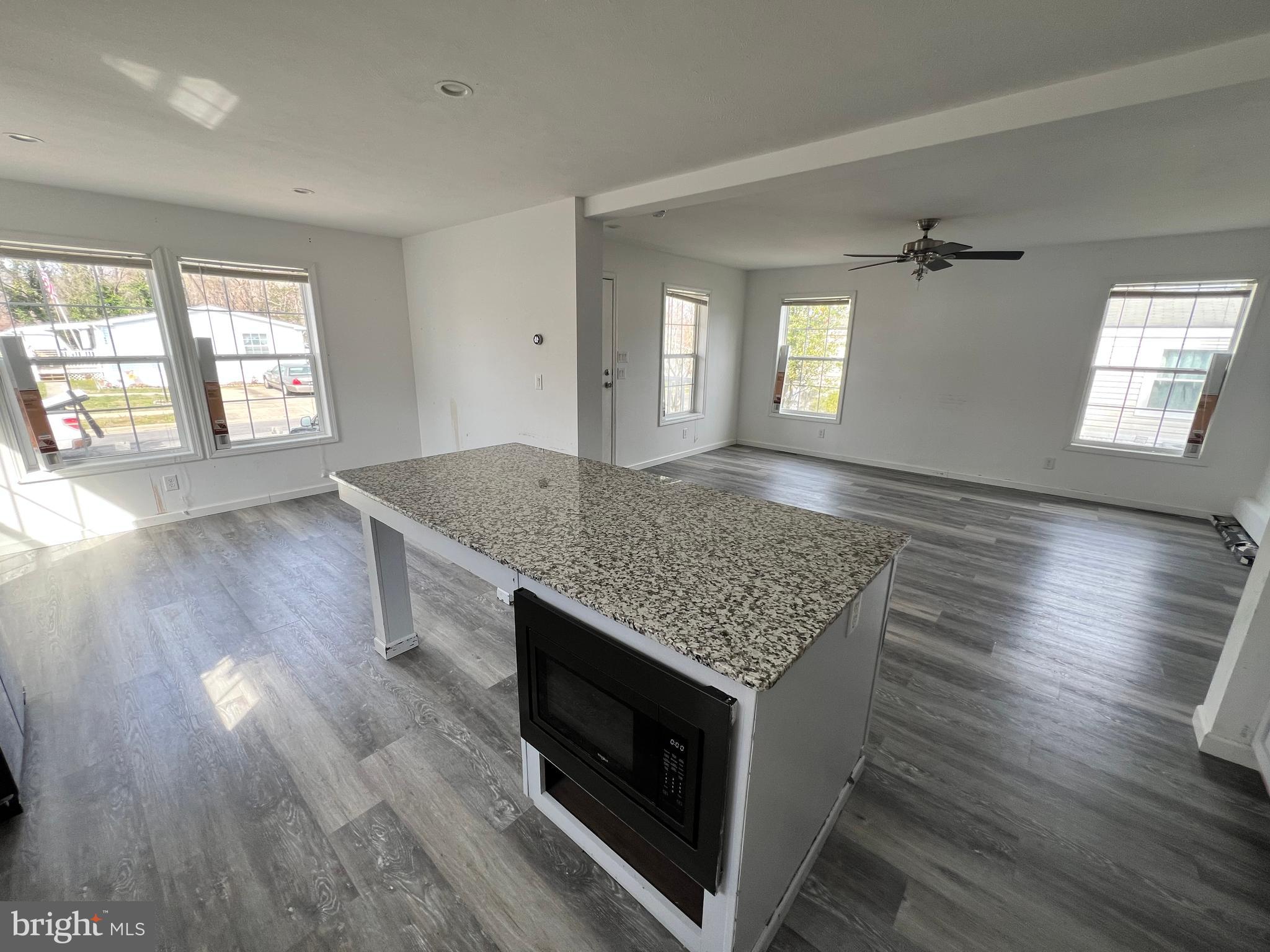 BOONE'S MOBILE ESTATES - Residential