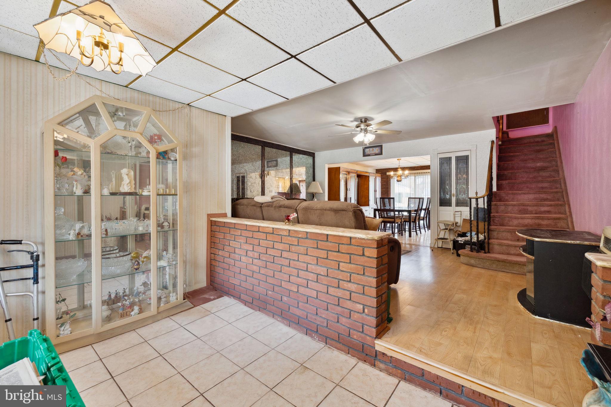 1219 MOLLBORE TERRACE