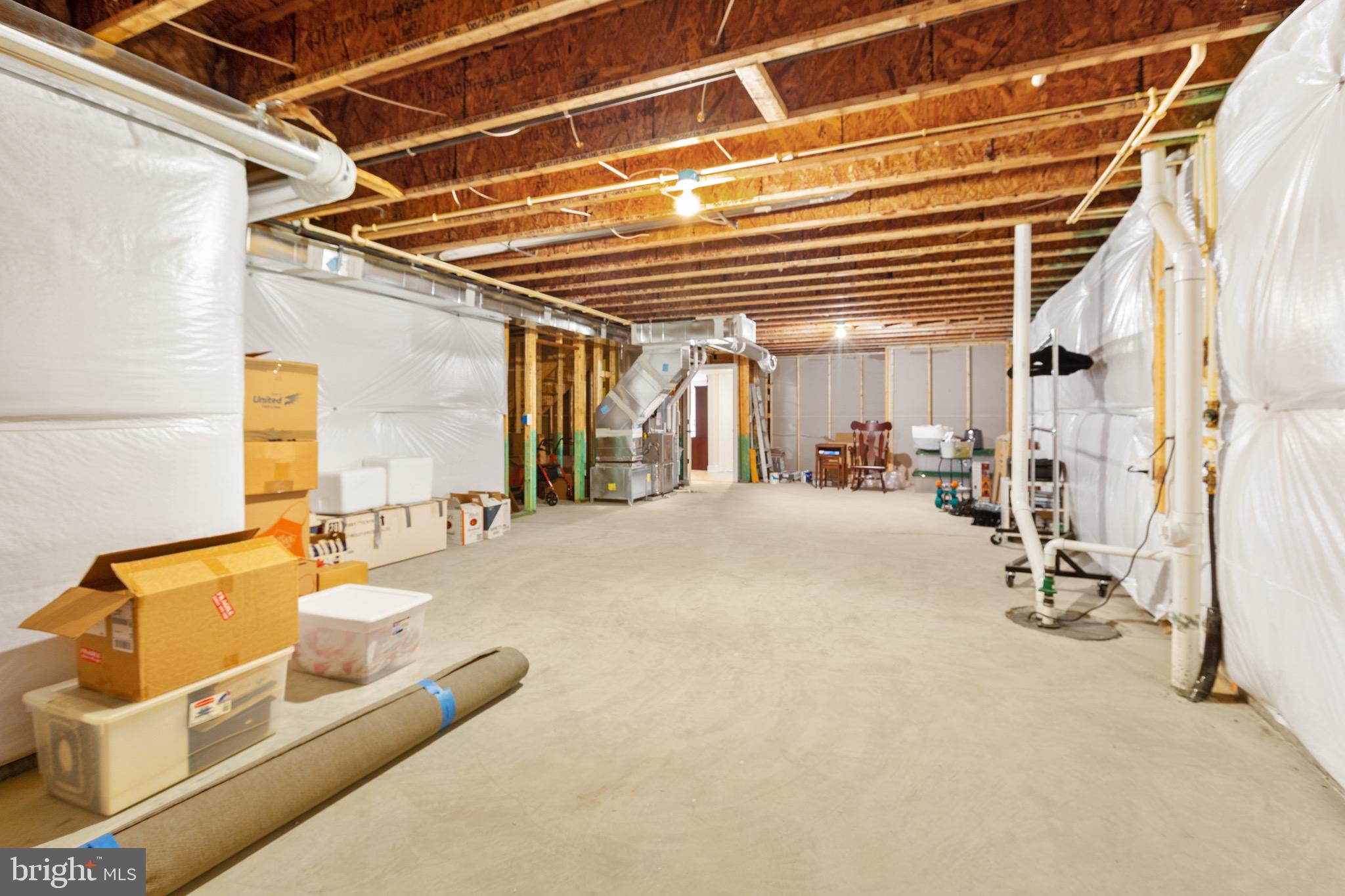 VIRGINIA HERITAGE AT LEE'S PARK - Residential