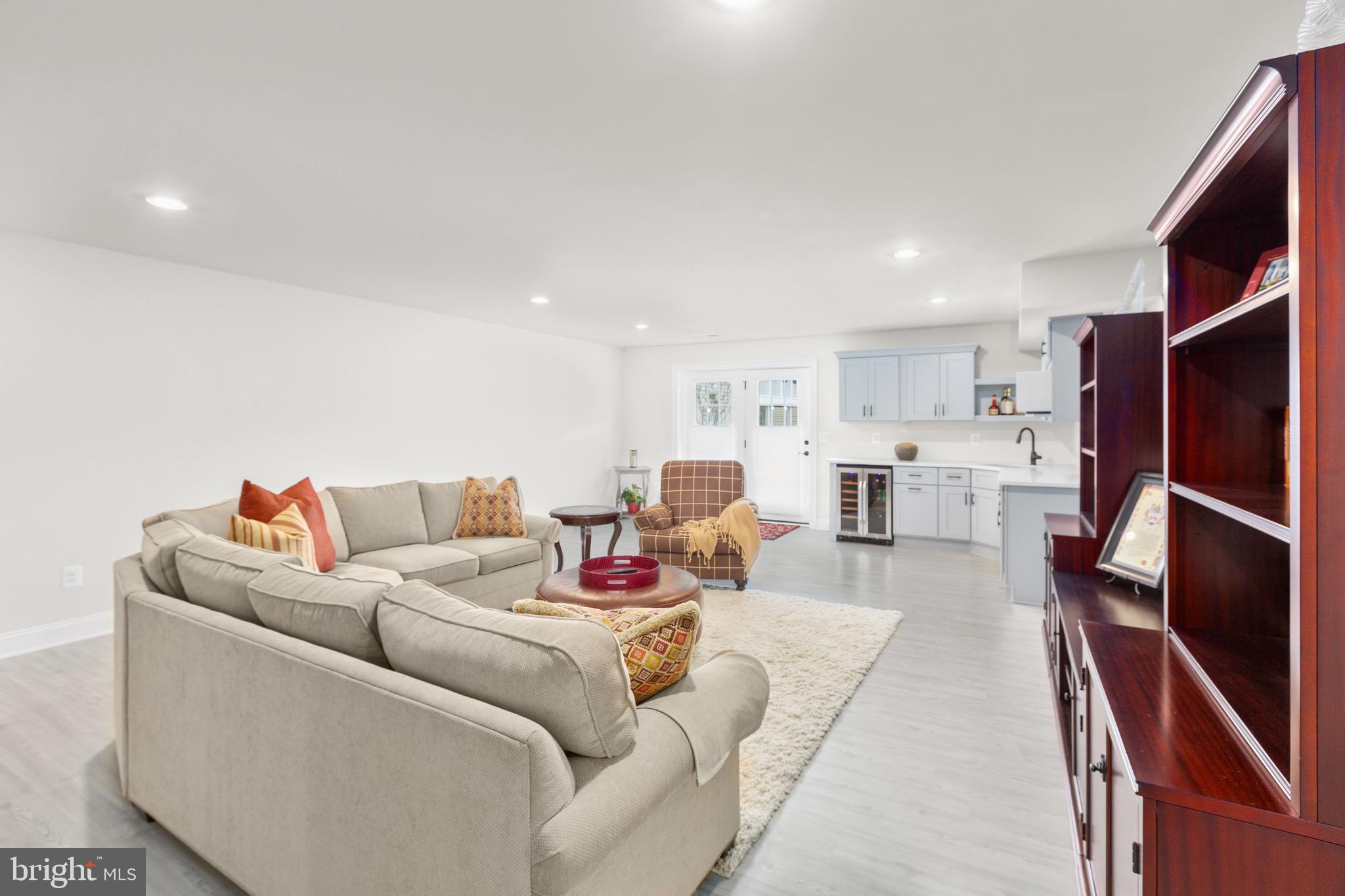 VIRGINIA HERITAGE AT LEE'S PARK - Residential