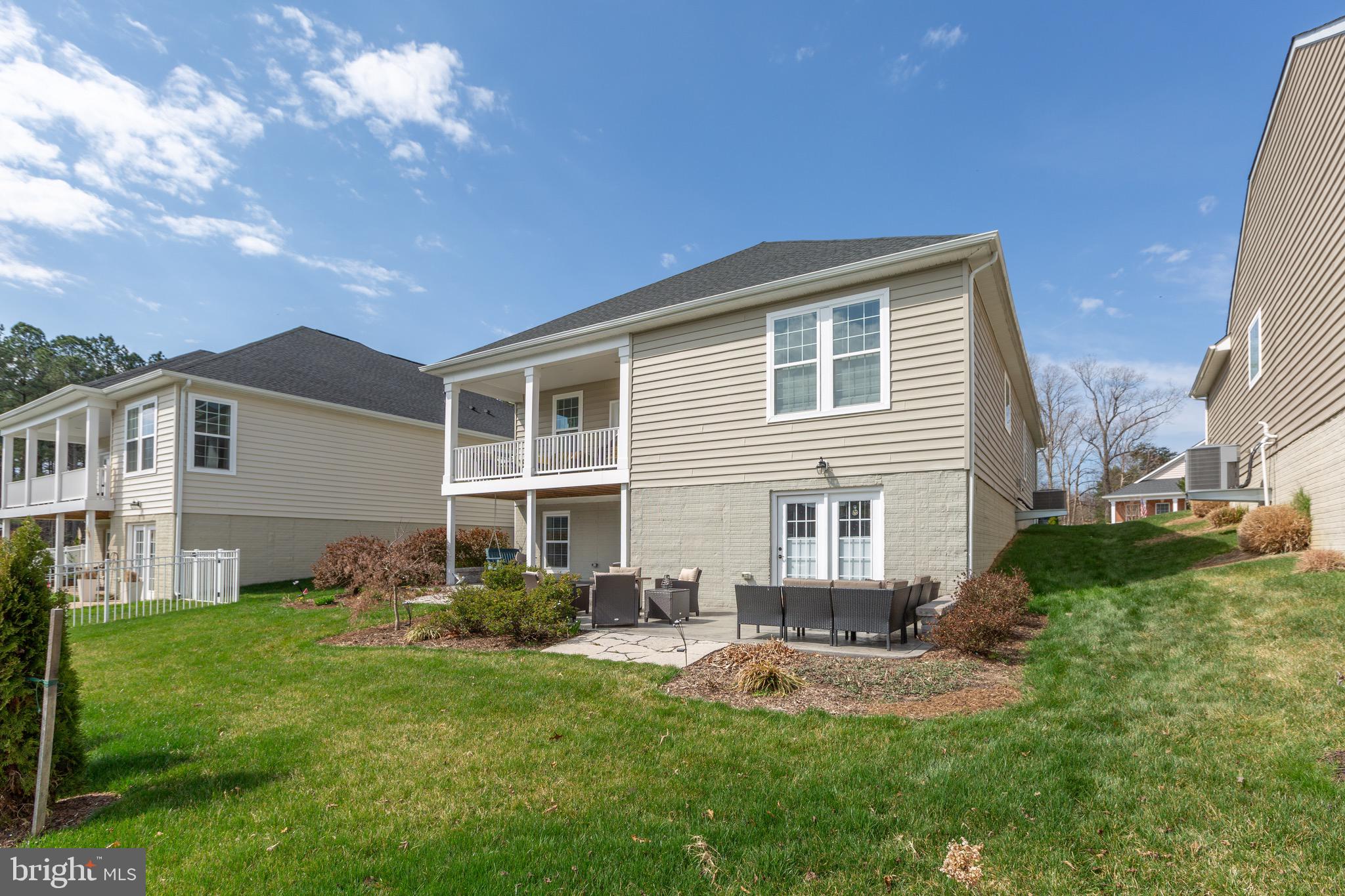 VIRGINIA HERITAGE AT LEE'S PARK - Residential