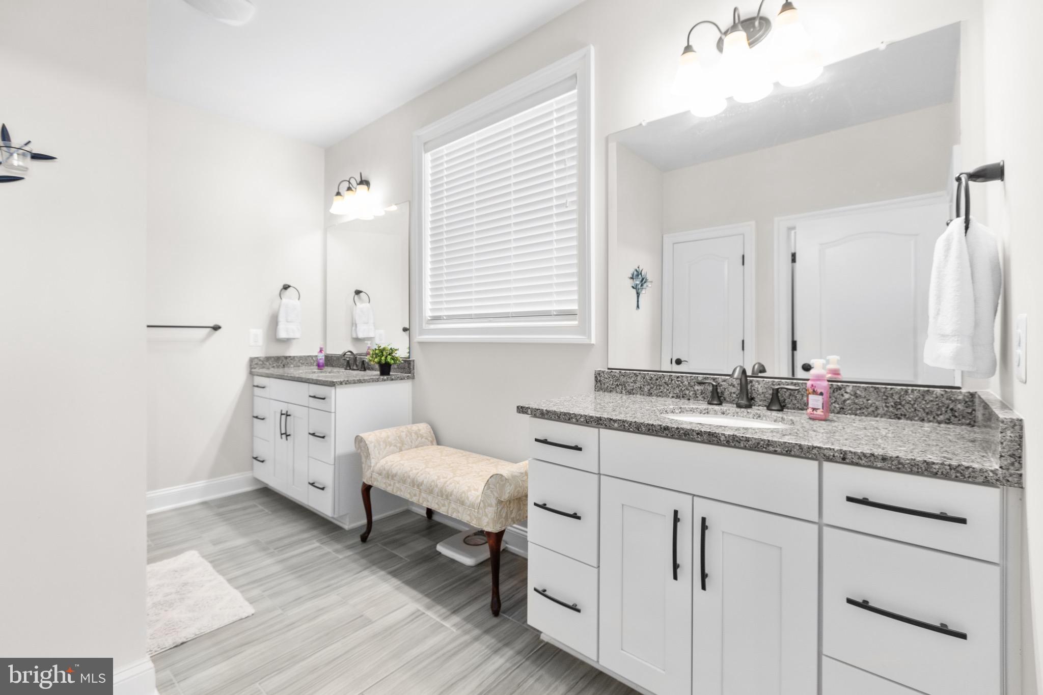 VIRGINIA HERITAGE AT LEE'S PARK - Residential