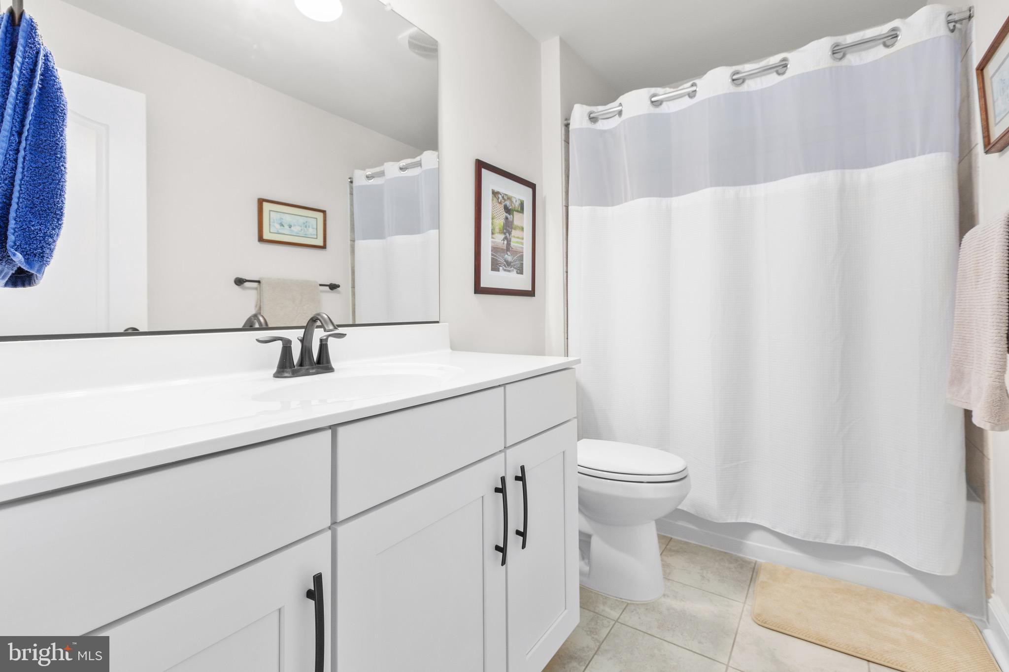 VIRGINIA HERITAGE AT LEE'S PARK - Residential