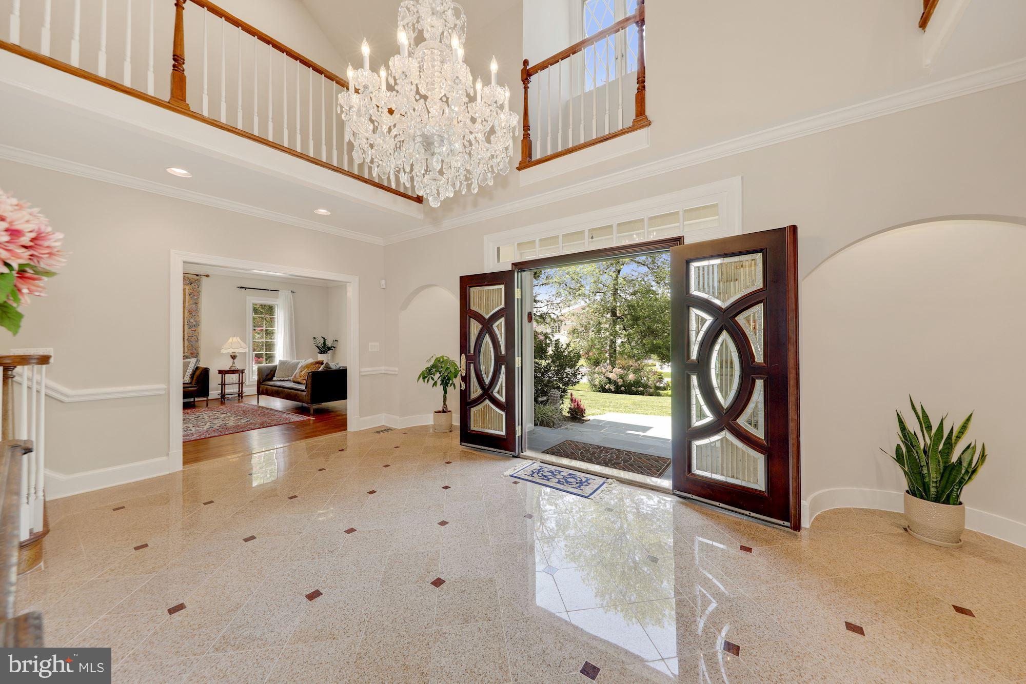 POTOMAC OUTSIDE - Residential