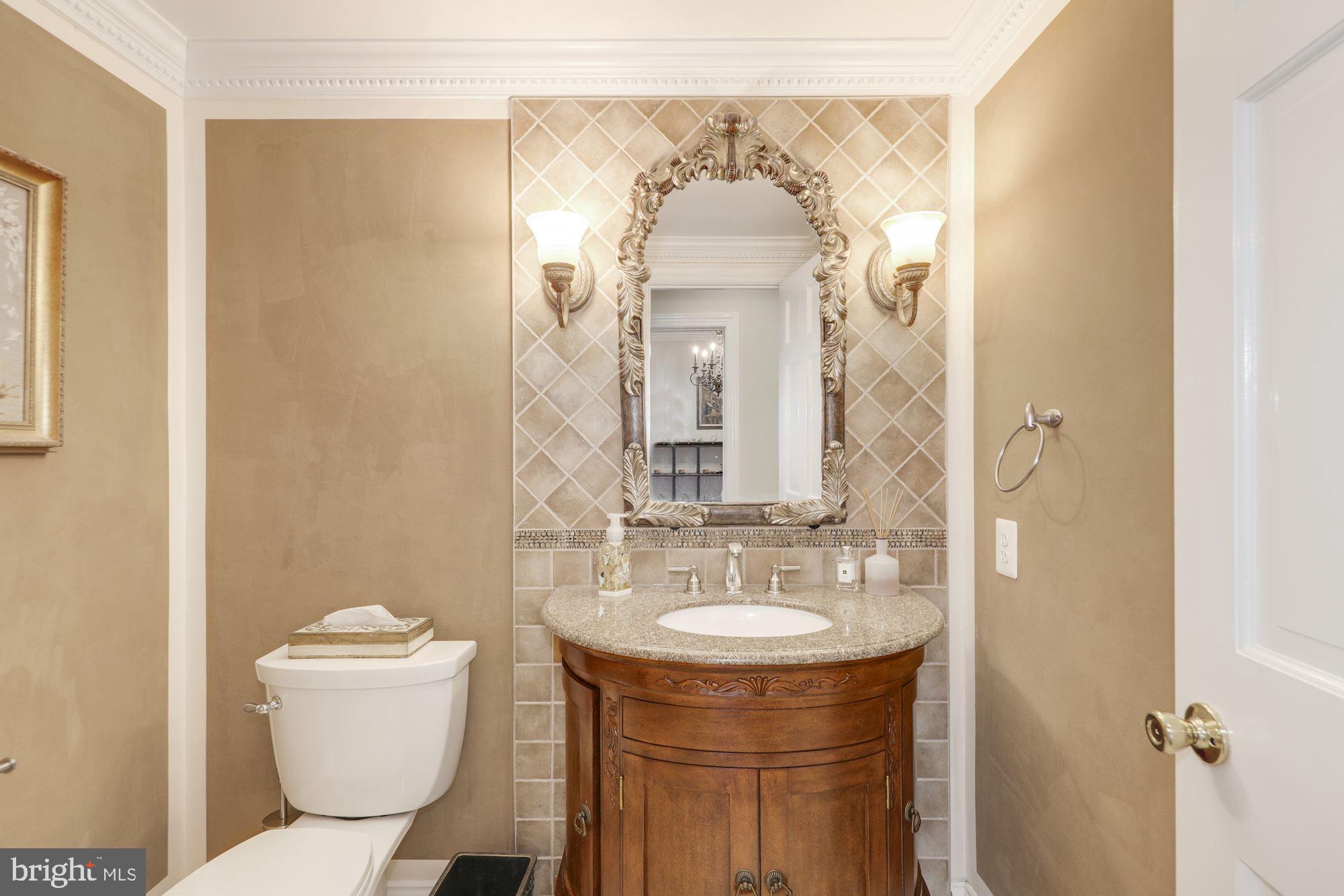 POTOMAC OUTSIDE - Residential