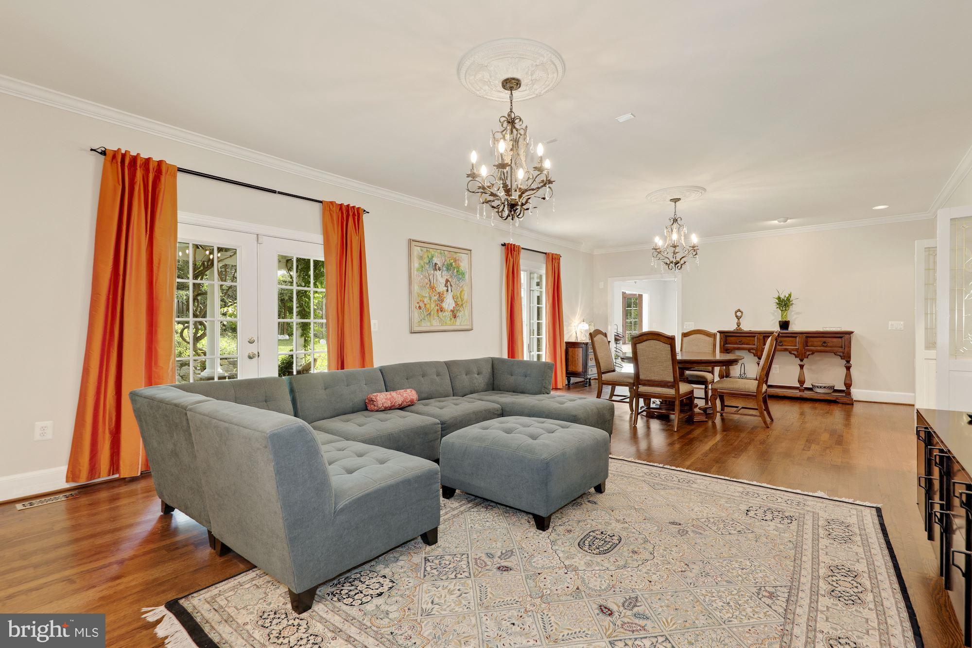 POTOMAC OUTSIDE - Residential