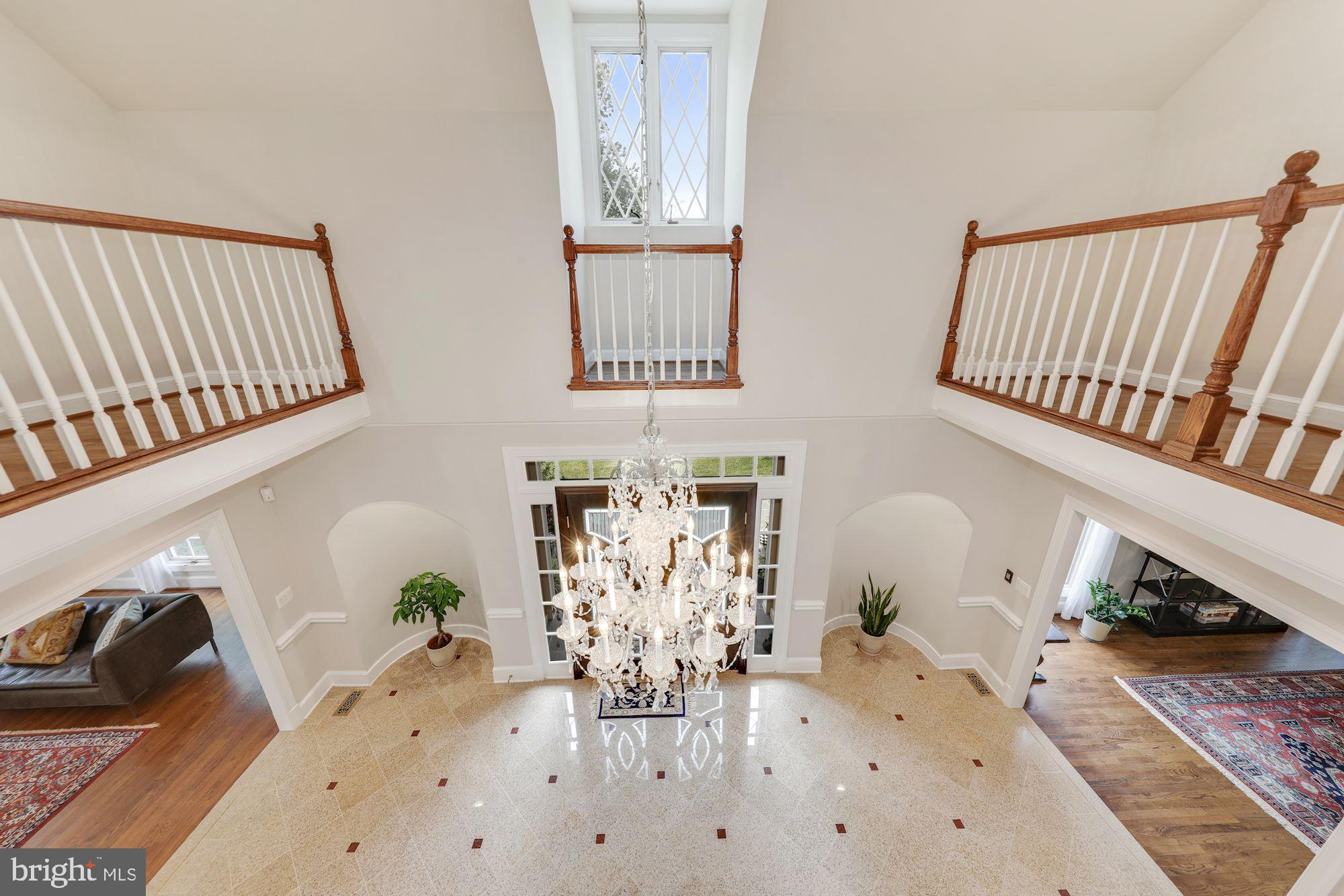 POTOMAC OUTSIDE - Residential