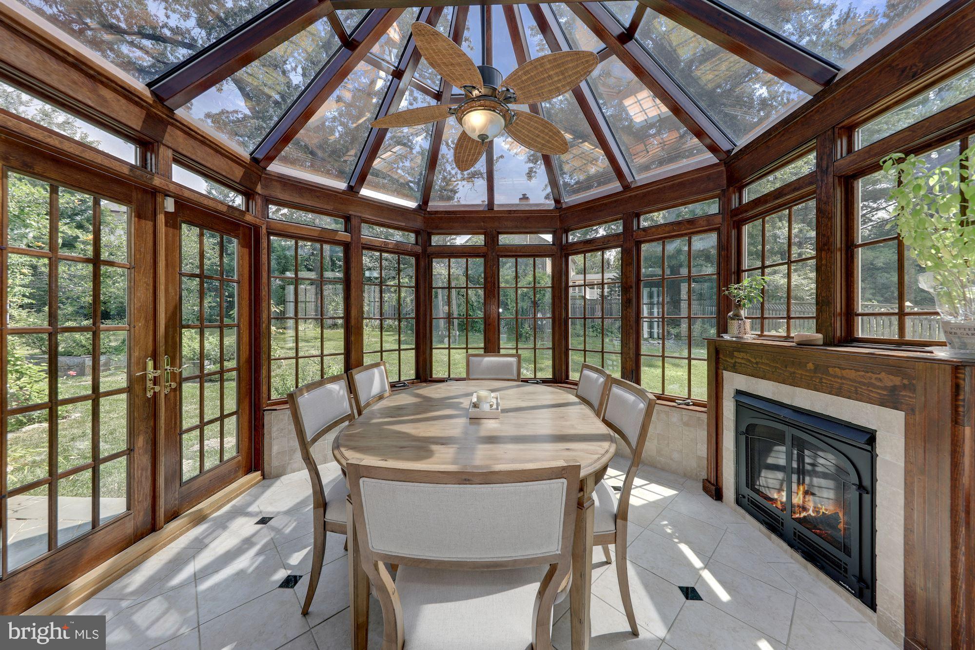 POTOMAC OUTSIDE - Residential