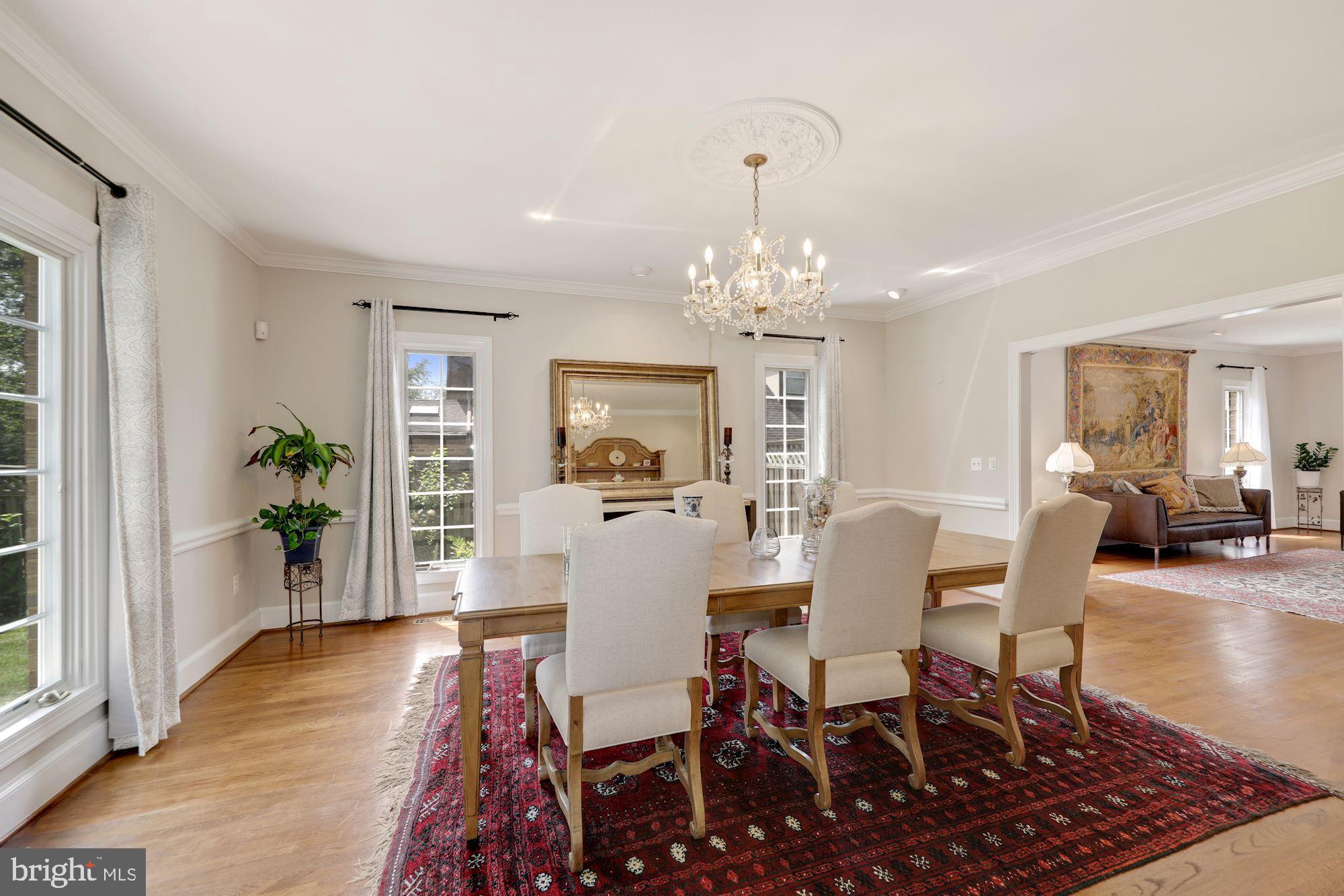 POTOMAC OUTSIDE - Residential