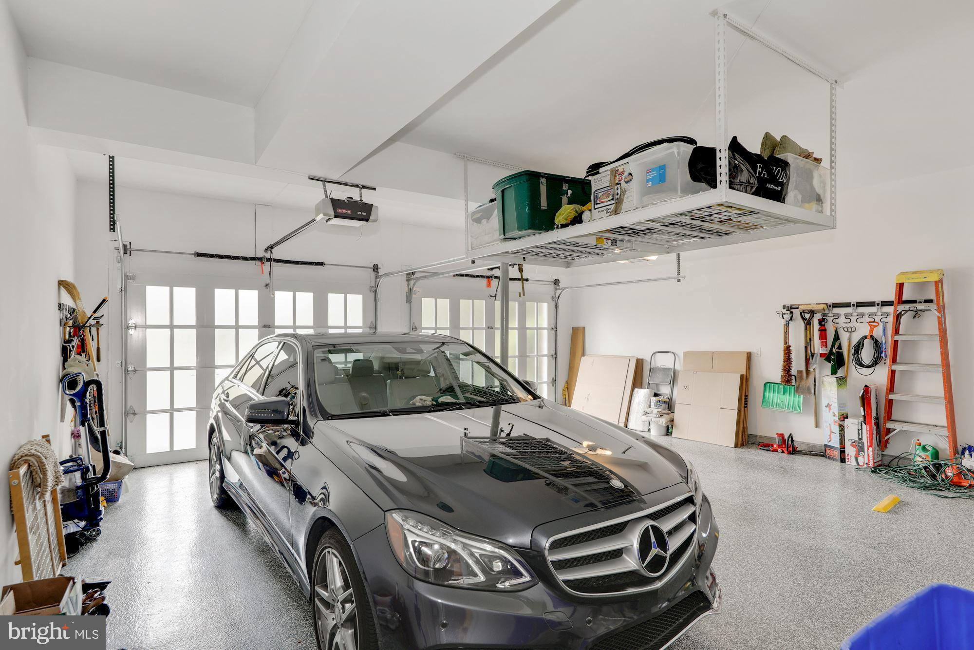 POTOMAC OUTSIDE - Residential