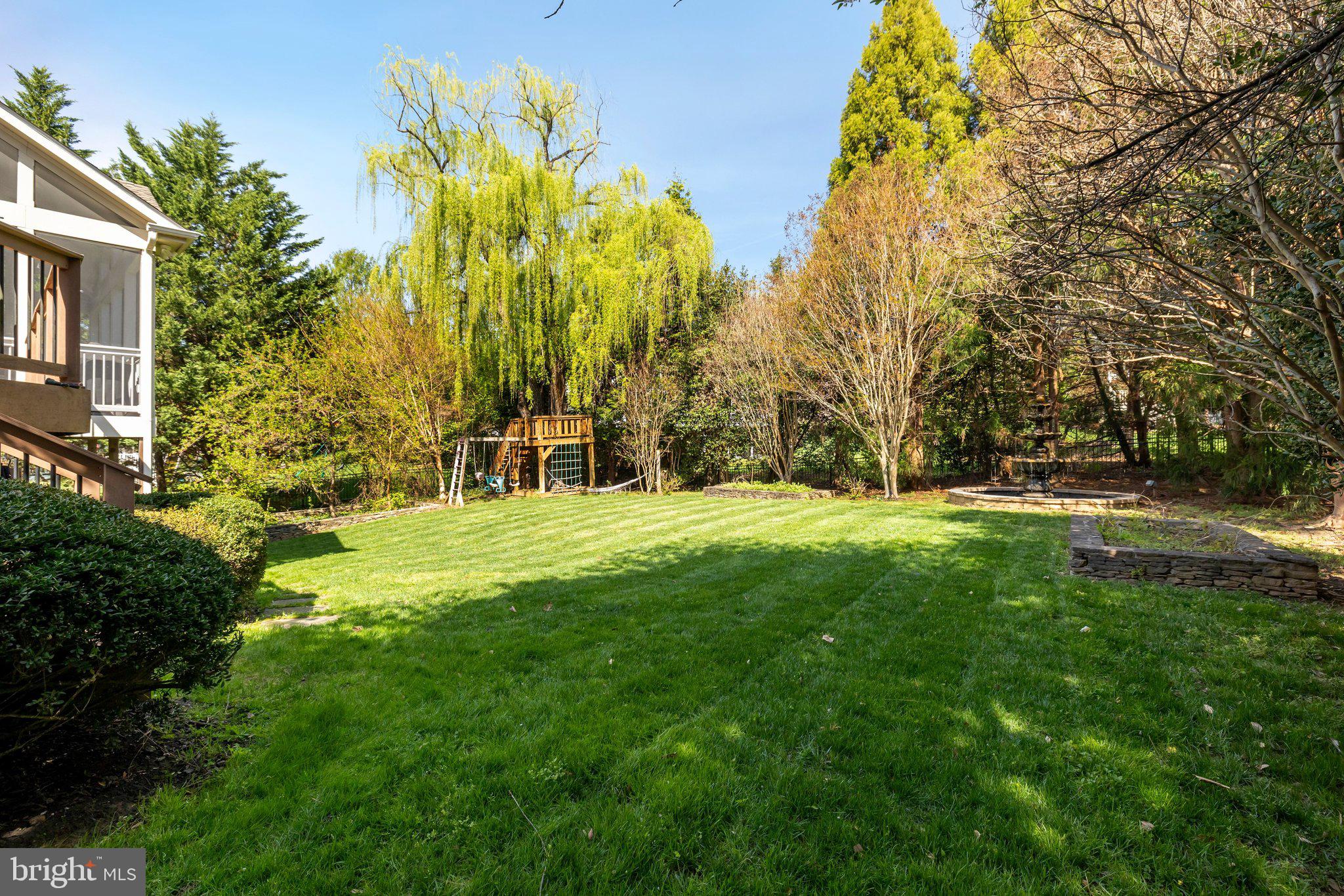 SMC MCLEAN - Residential