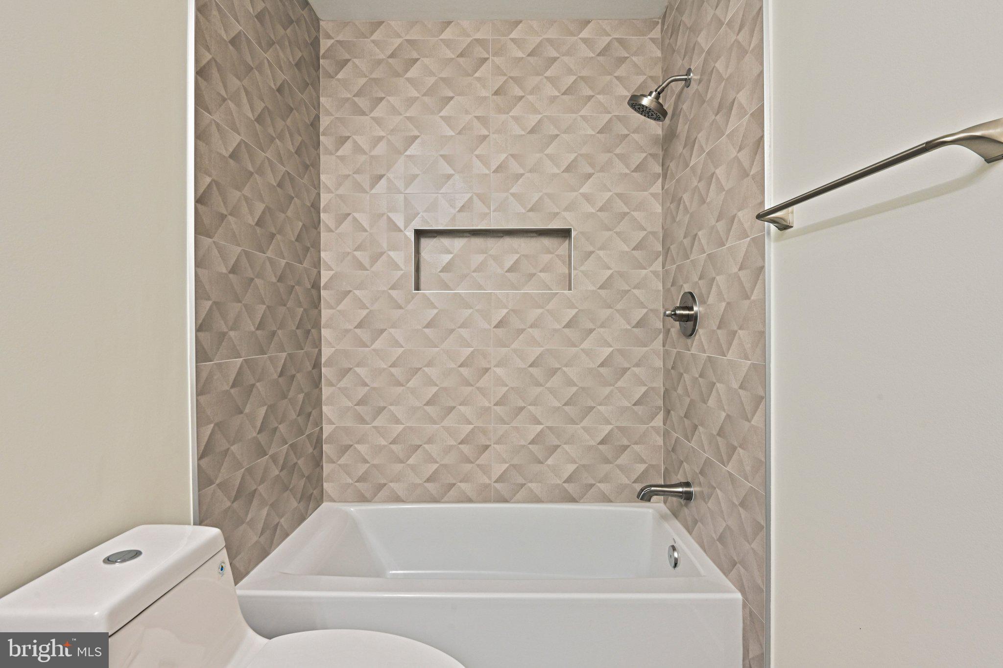 SMC MCLEAN - Residential