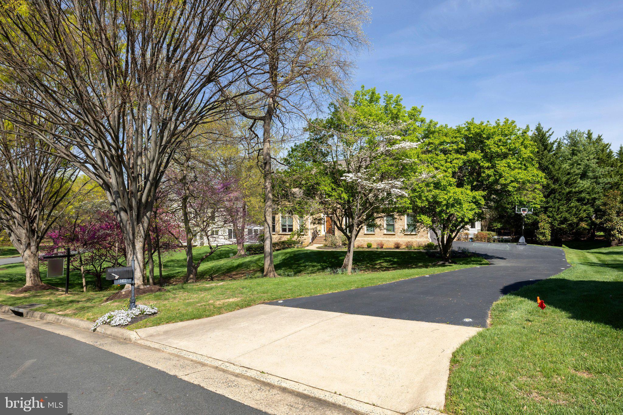 SMC MCLEAN - Residential