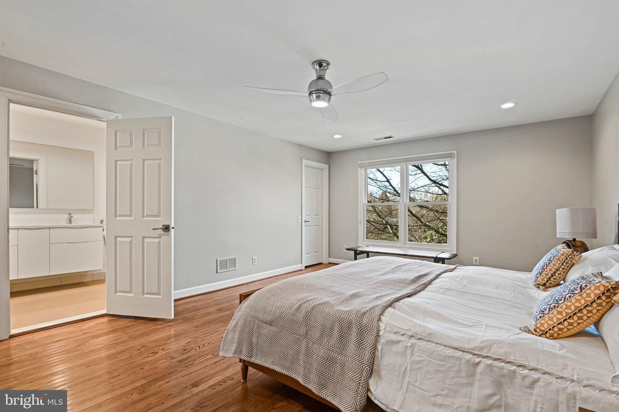 SMC MCLEAN - Residential