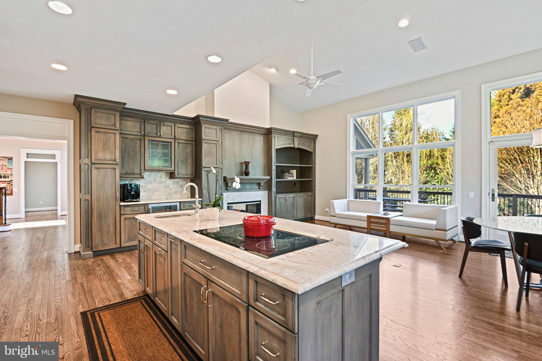 SMC MCLEAN - Residential