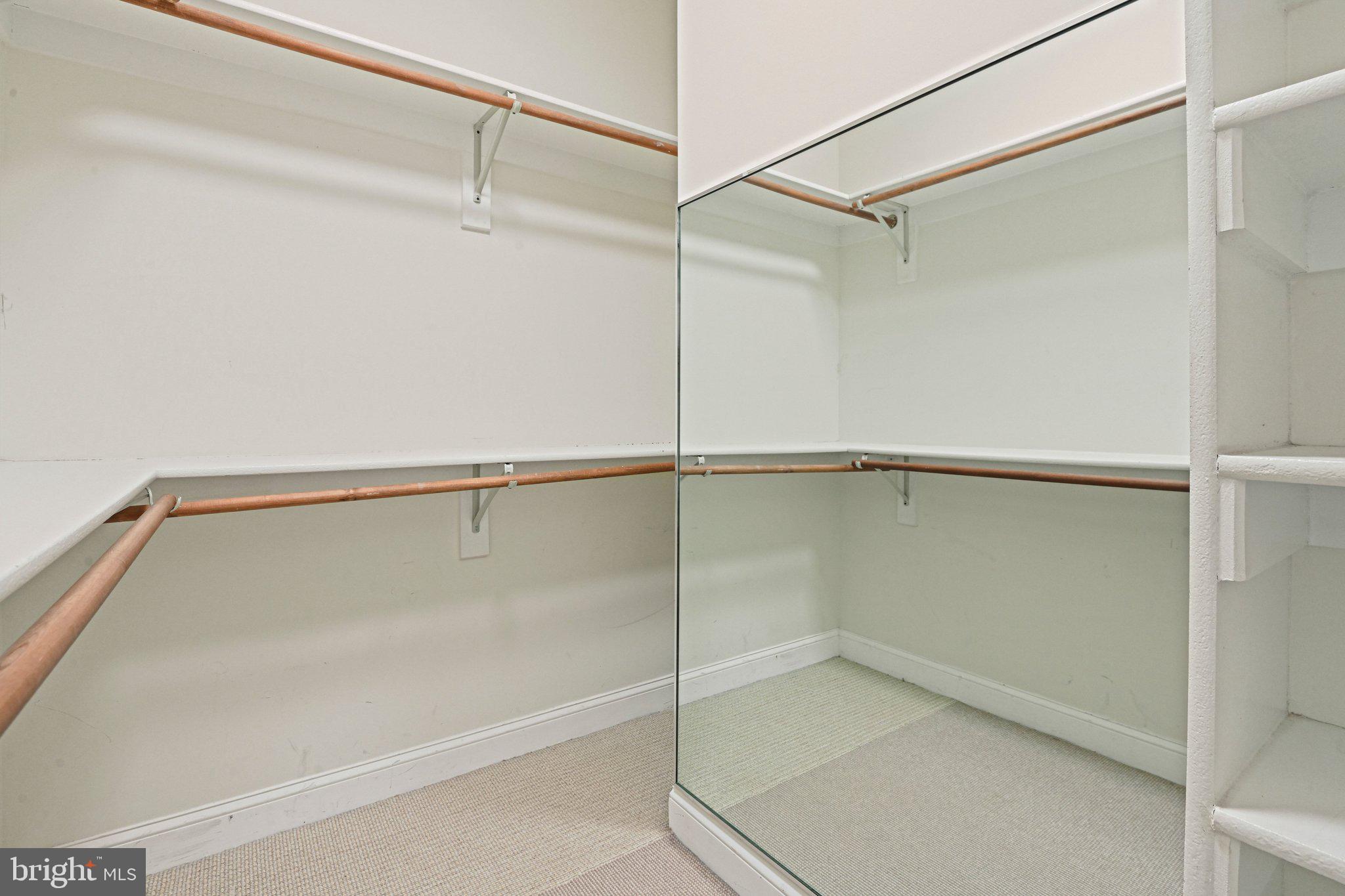 SMC MCLEAN - Residential