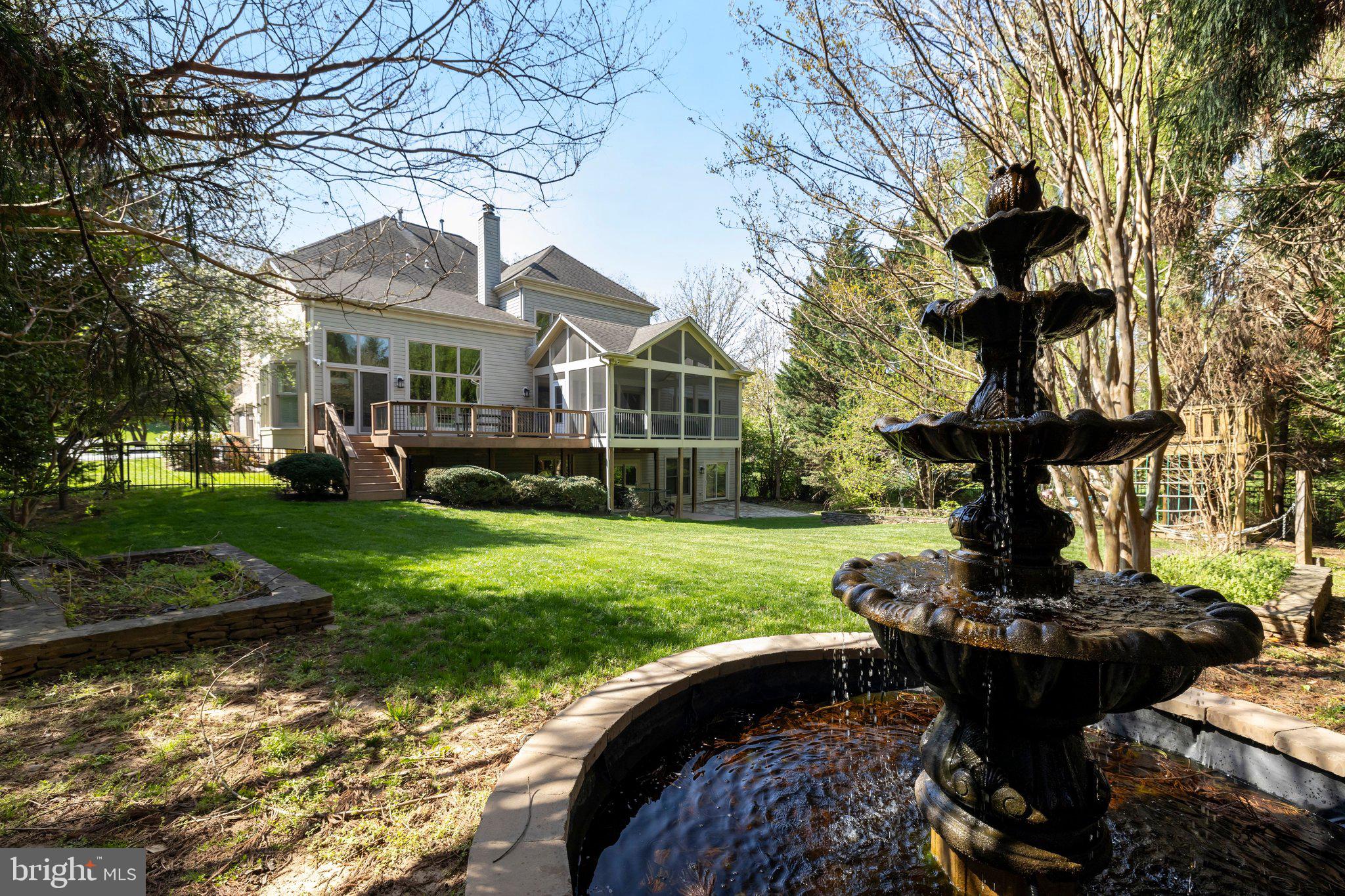 SMC MCLEAN - Residential