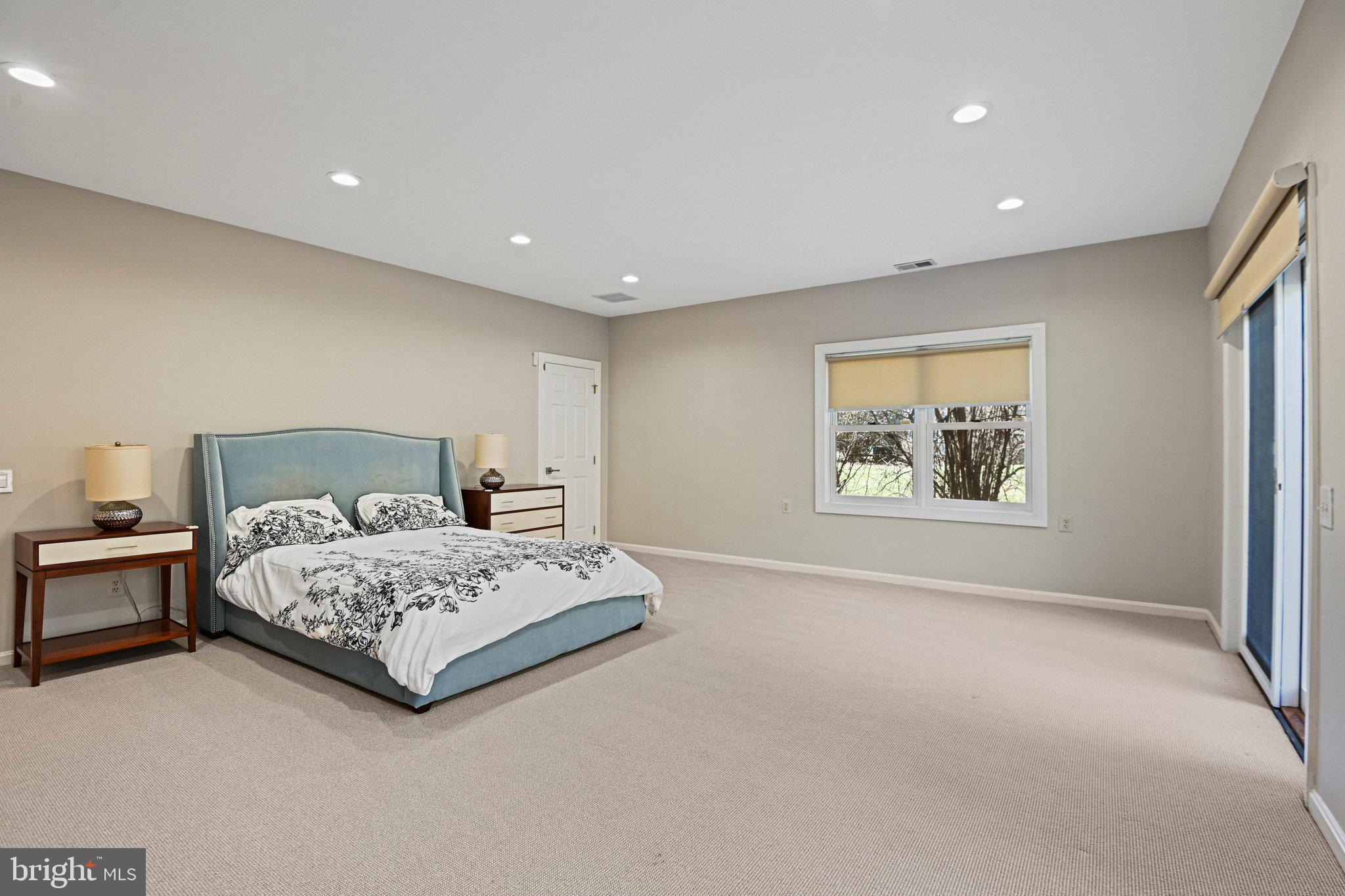 SMC MCLEAN - Residential