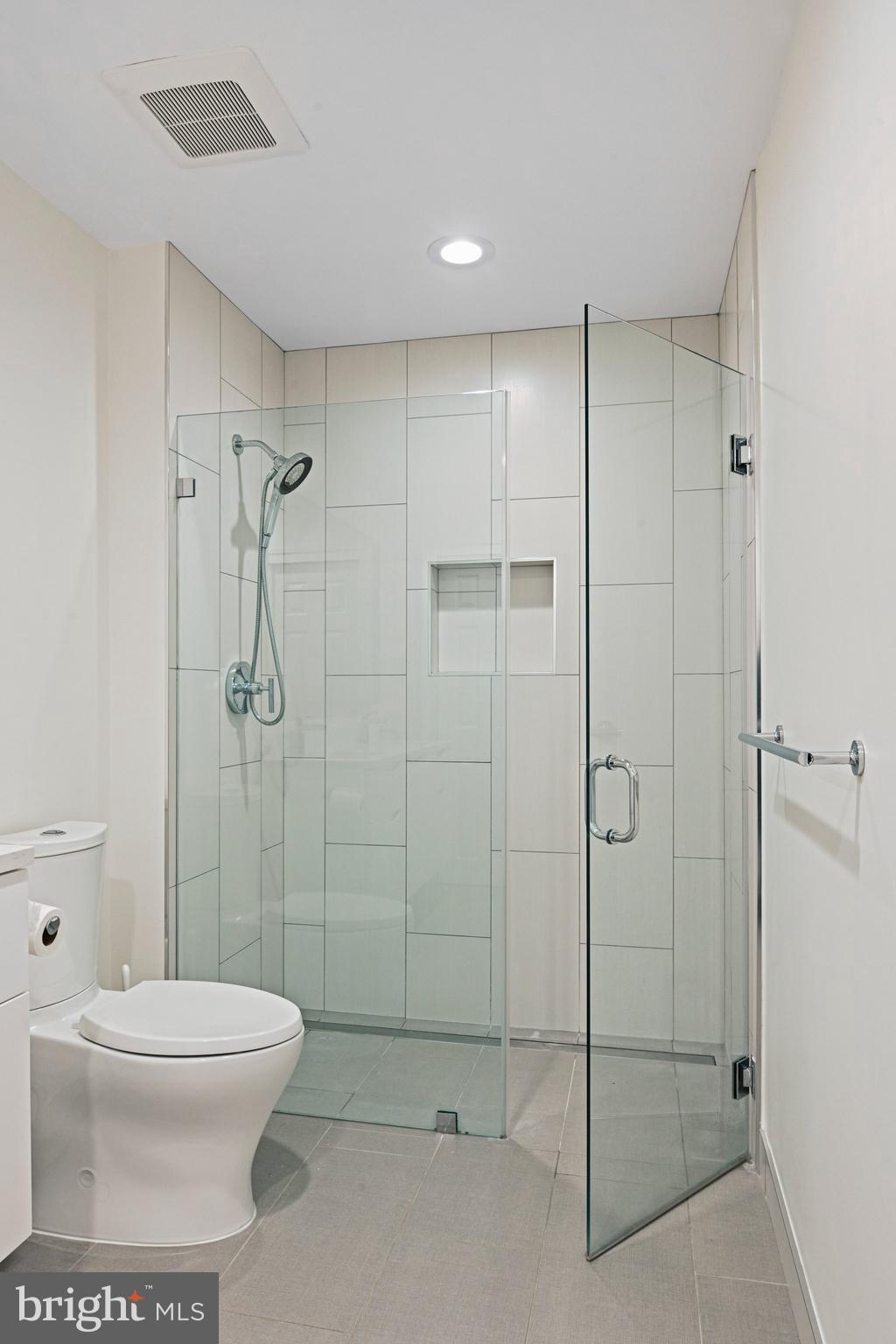 SMC MCLEAN - Residential