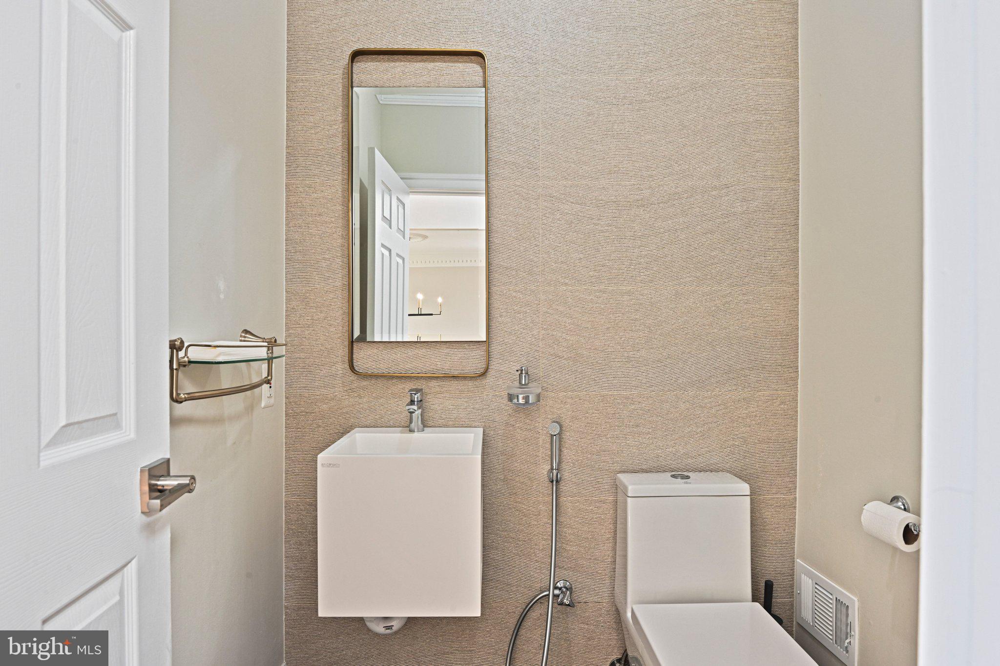 SMC MCLEAN - Residential