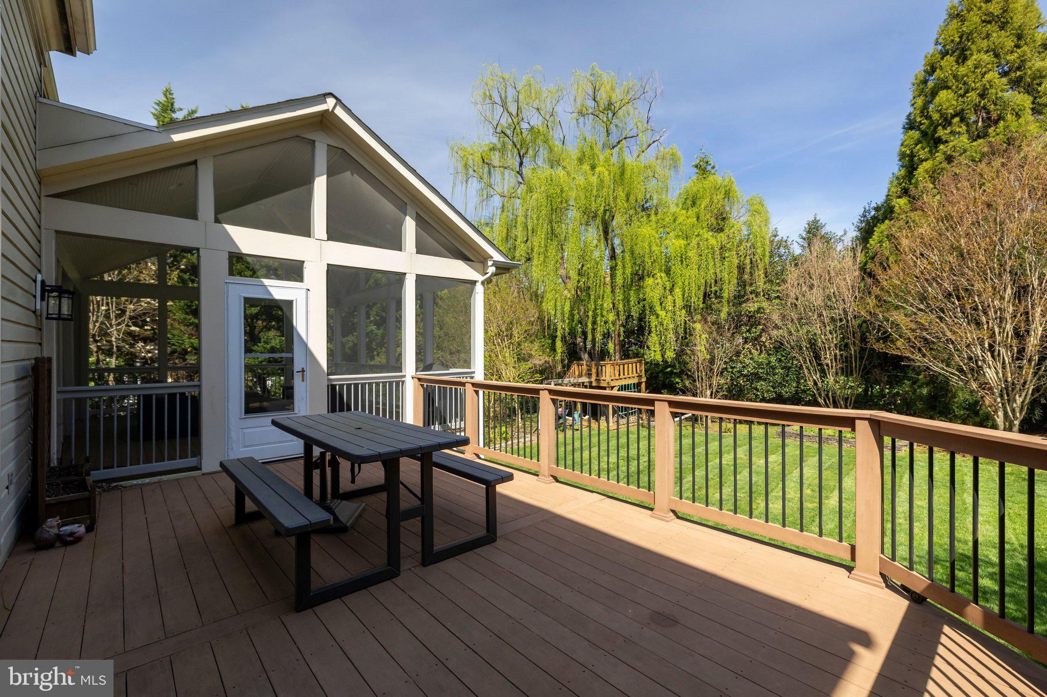 SMC MCLEAN - Residential