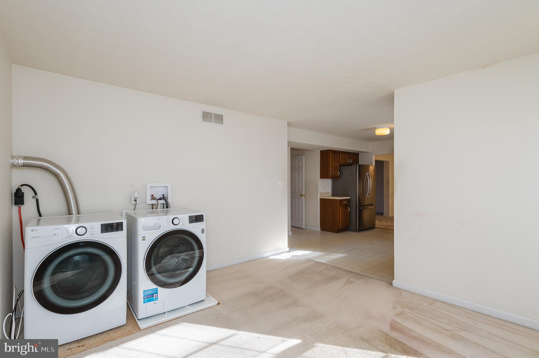 LONG BAR HARBOR - Residential