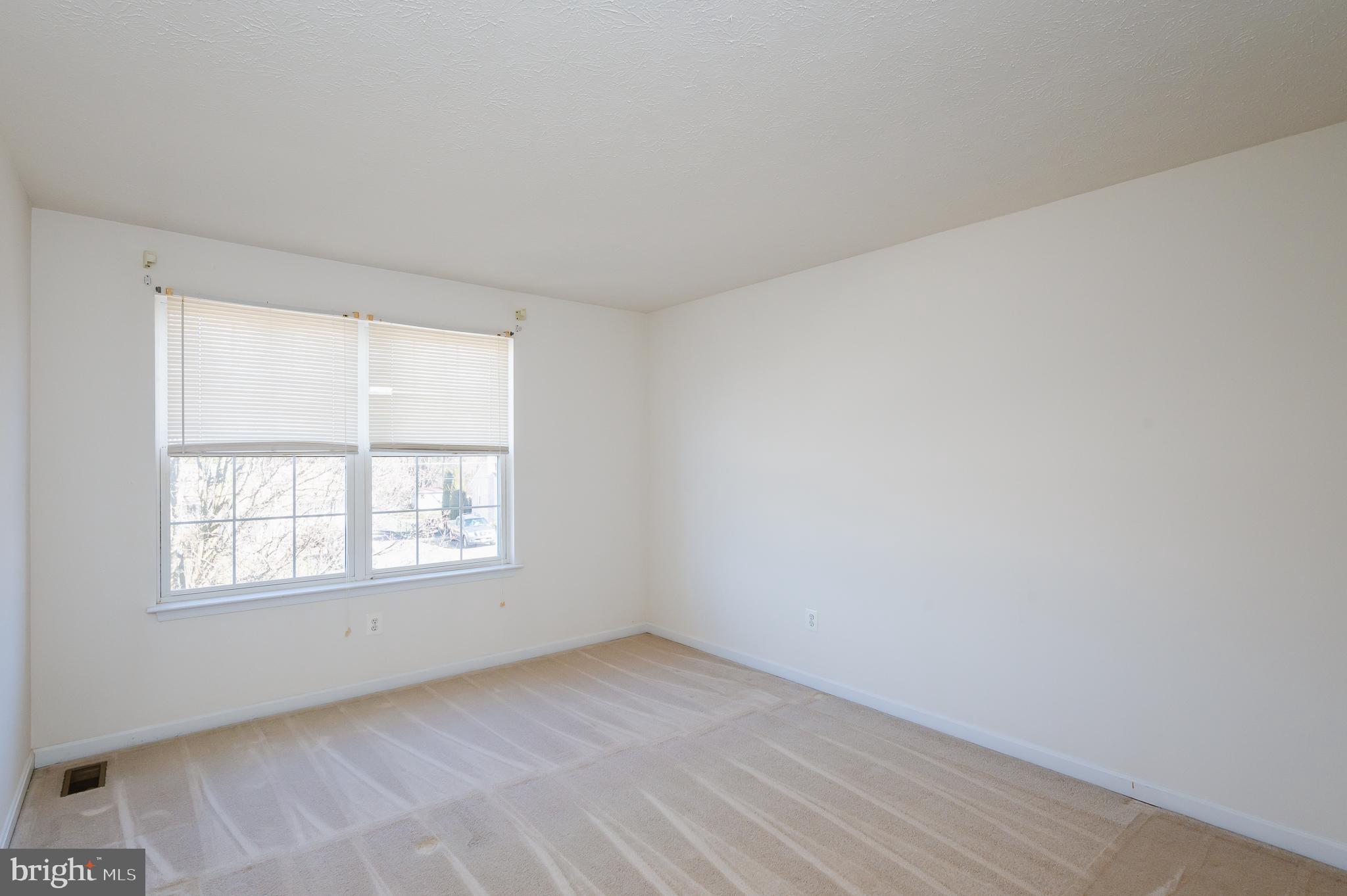 LONG BAR HARBOR - Residential