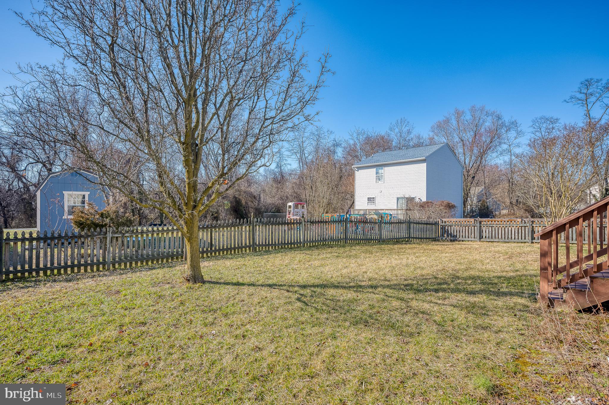 LONG BAR HARBOR - Residential