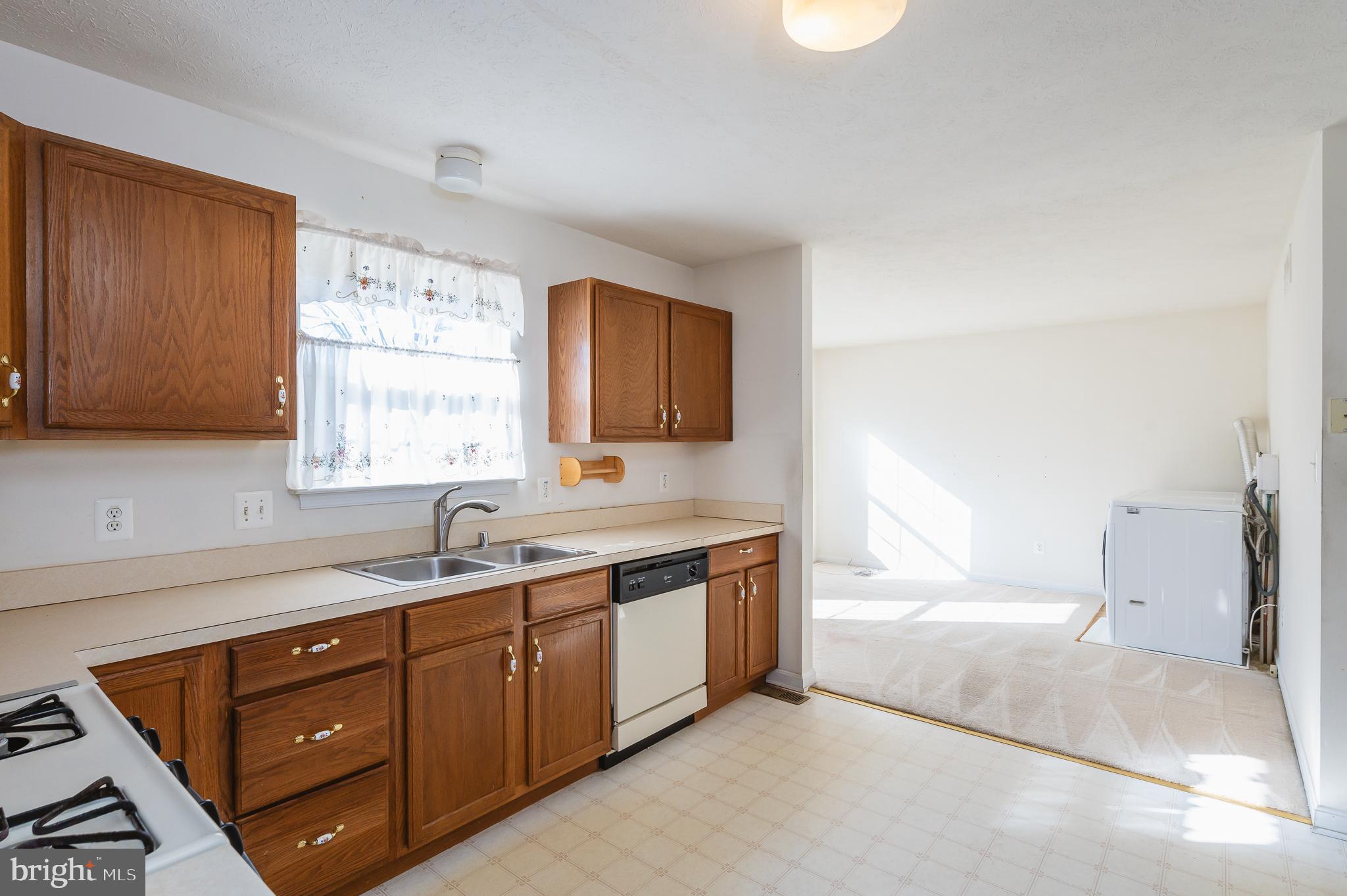 LONG BAR HARBOR - Residential