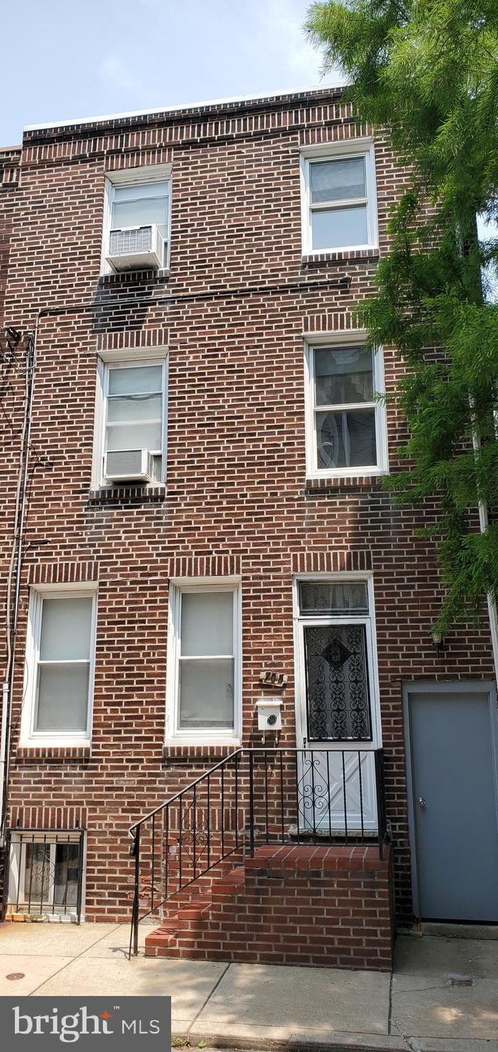 Looking for a huge property with tons of potential, then this is it. Although this property needs some TLC with some imagination and vision this huge 6 bedroom, 2 bath property can become a thing of beauty. The first floor consists of living room, dining area and separate kitchen. The 2nd floor you will find 3 bedrooms and a separate bath, the 3rd floor also has 3 bedrooms and a bath. This property is huge. In addition to the size of this property, you are also close to Center City, the famous 9th St Italian Market and all it has to offer and you are also just a short walk to Passyunk Square which boasts restaurants, bars and shops.
