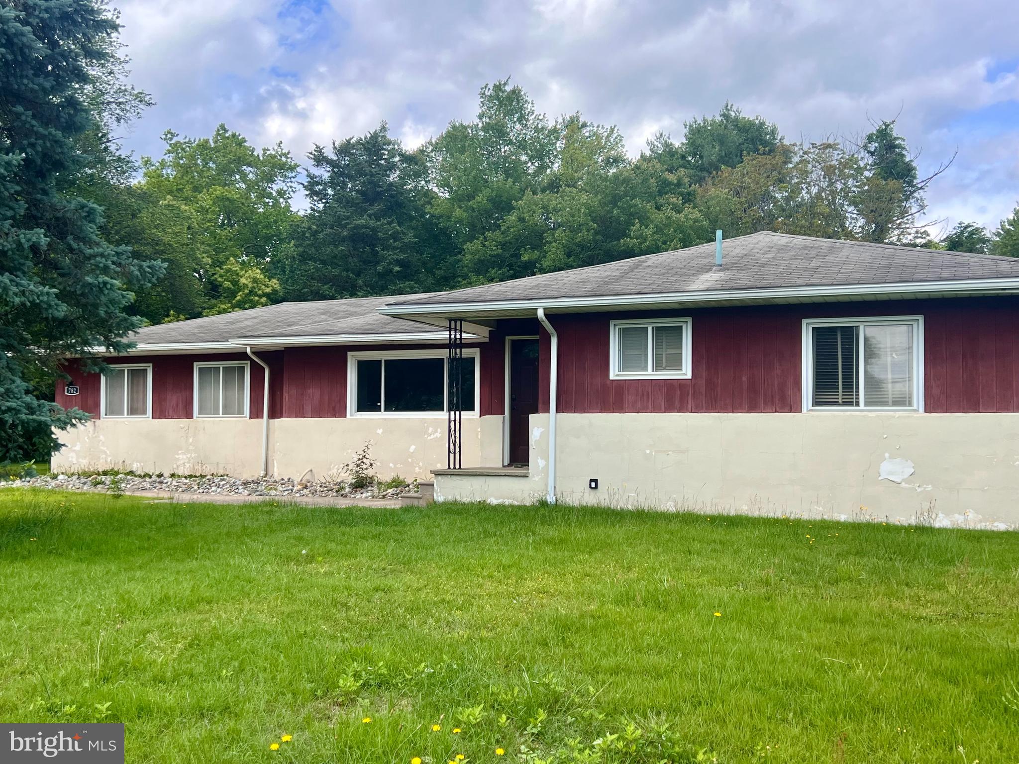 782 ERIAL ROAD