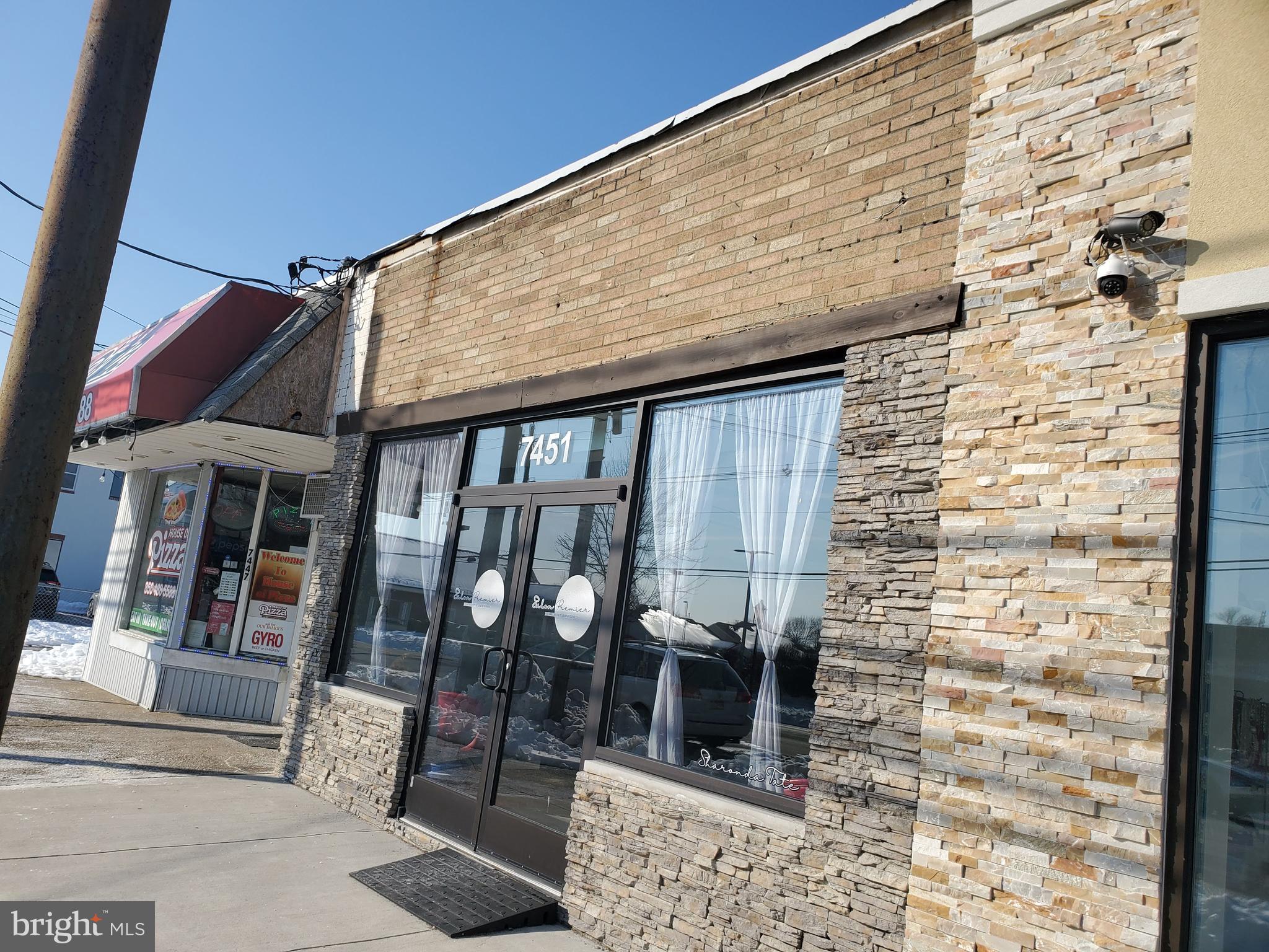 7451 MAPLE AVENUE